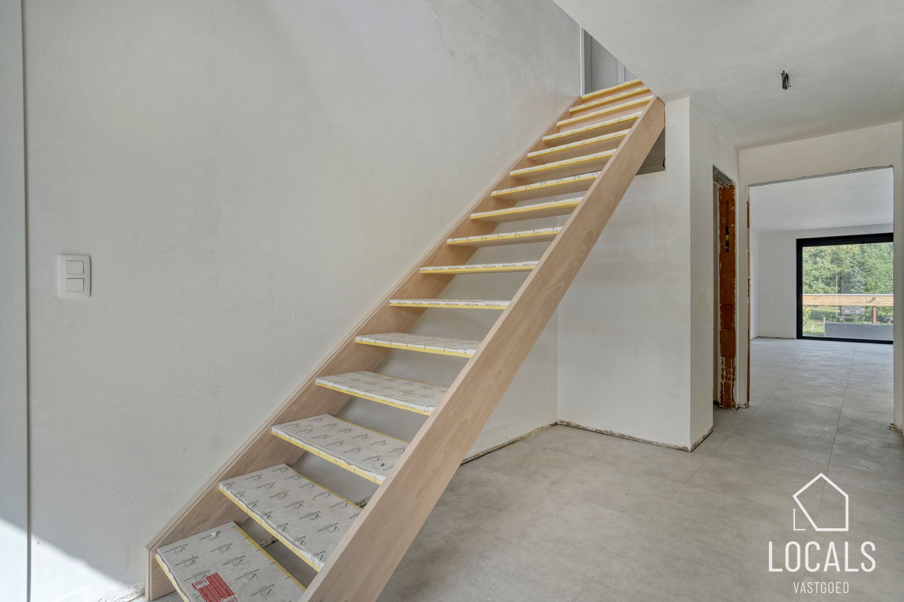 Ruime triplex-woning met 4 slaapkamers en 2 badkamers foto 11
