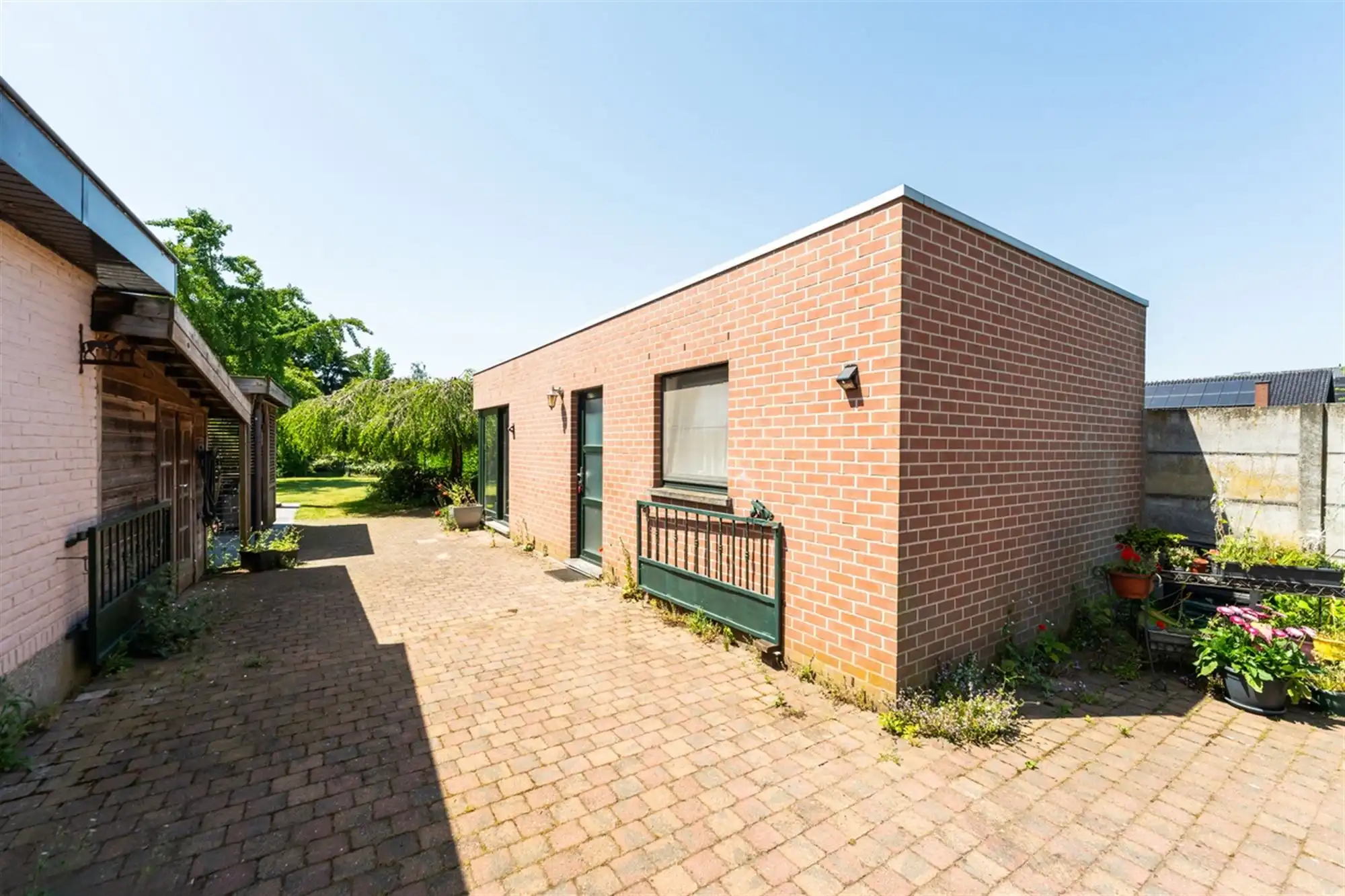 KARAKTERVOLLE HALFOPEN BEBOUWING met 3 slpks & apart bijgebouw op een perceel van ca. 1.226m² foto 10
