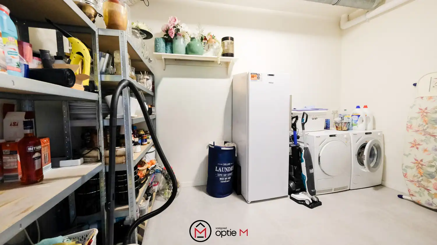 Gesloten woning te huur in Eigenbilzen (Bilzen-Hoeselt) – Instapklaar met drie slaapkamers, tuin en carport foto 8