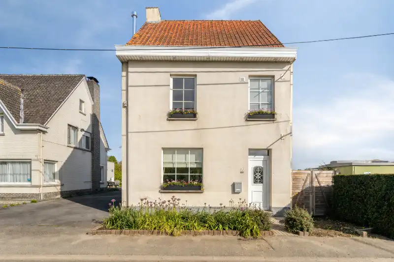 Instapklare woning op een uiterst rustige ligging tussen de velden foto 3