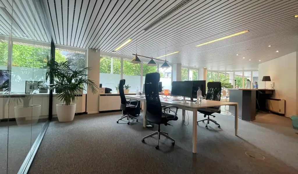 Gelijkvloers kantoor te huur nabij Singel in Antwerpen foto 4