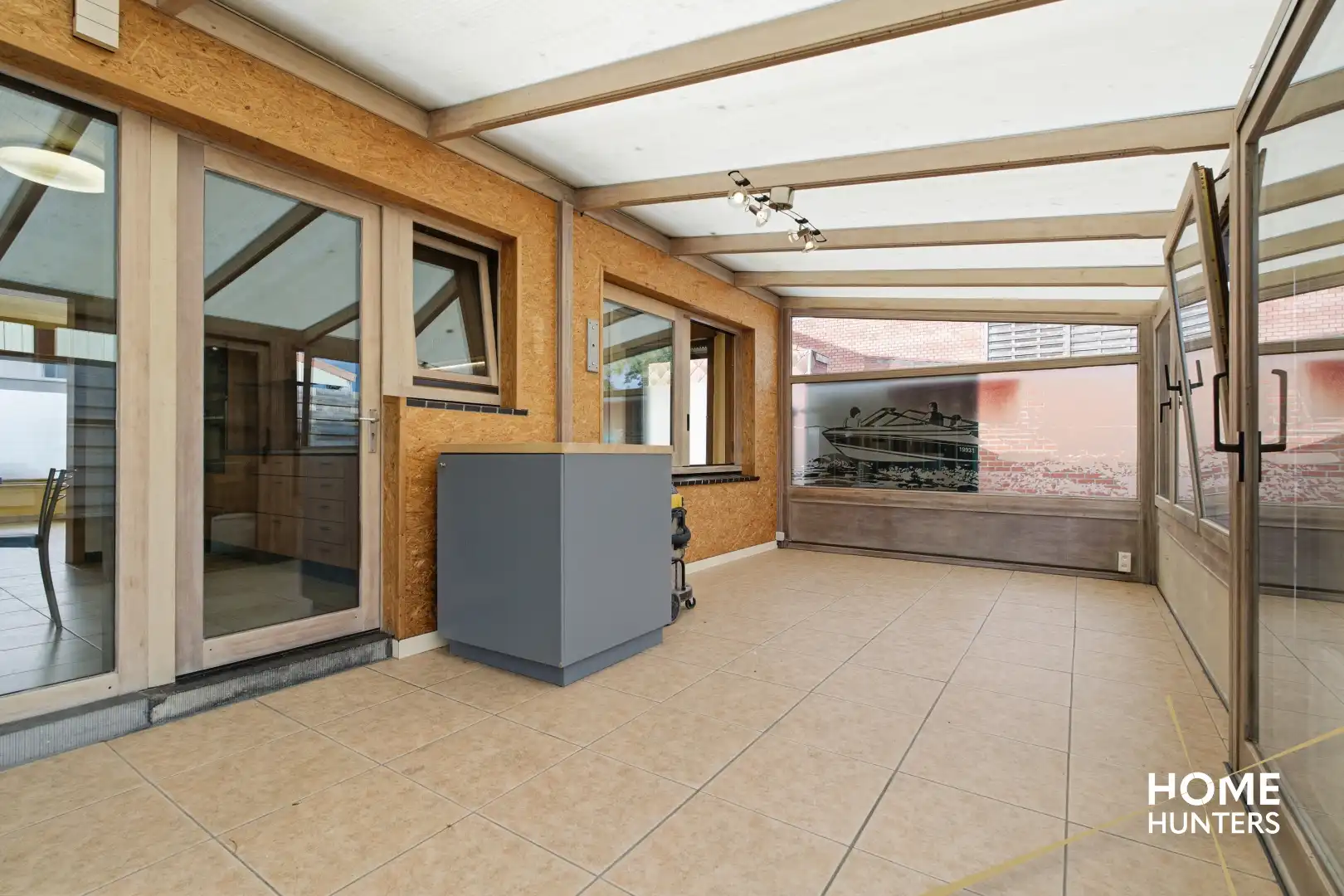 Woning met 3 slaapkamers en zéér ruime loods op gunstige ligging te Zonnebeke! foto 9