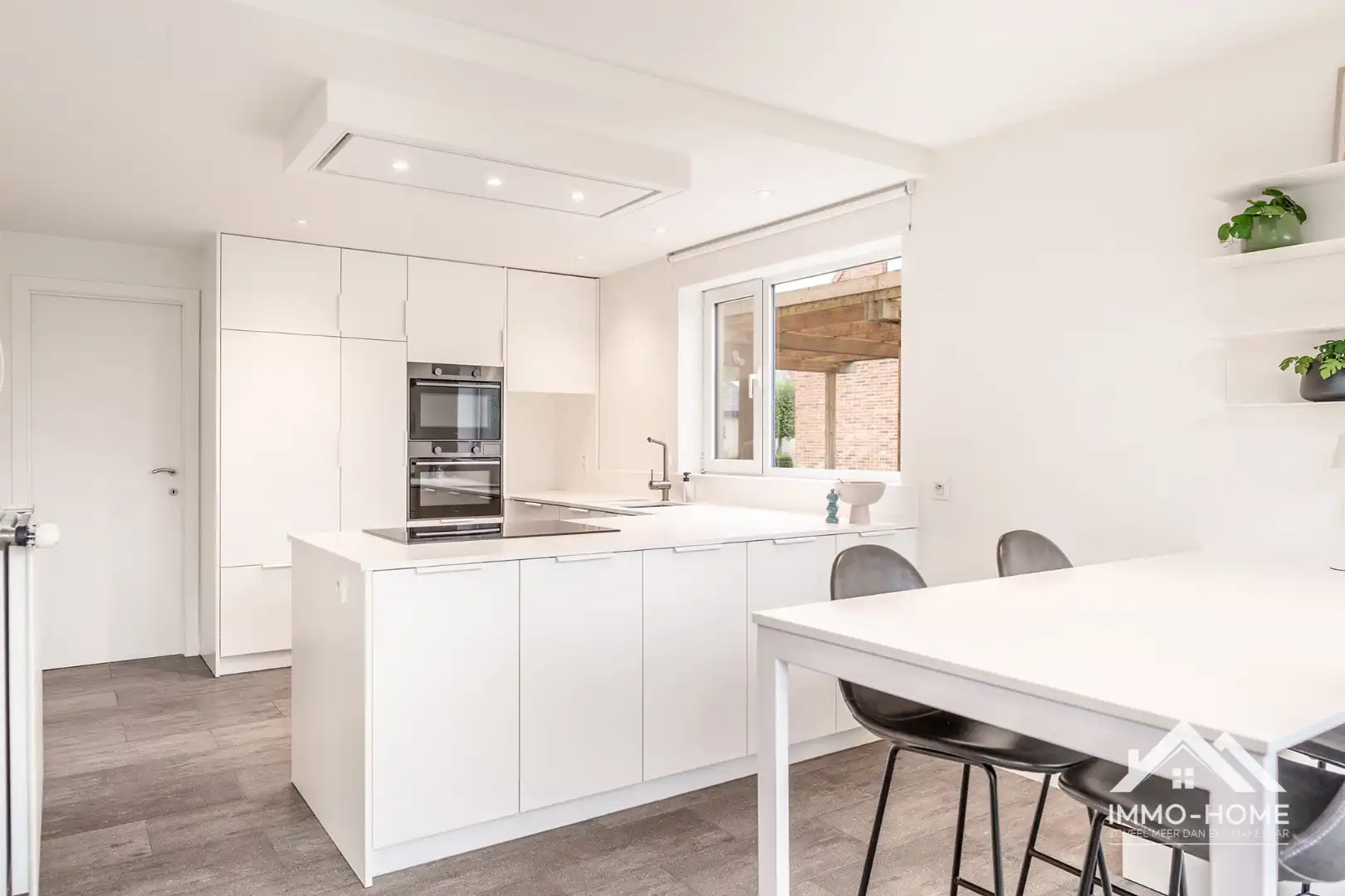 B label, 5 slaapkamers, 2 badkamers op TOPligging foto 13