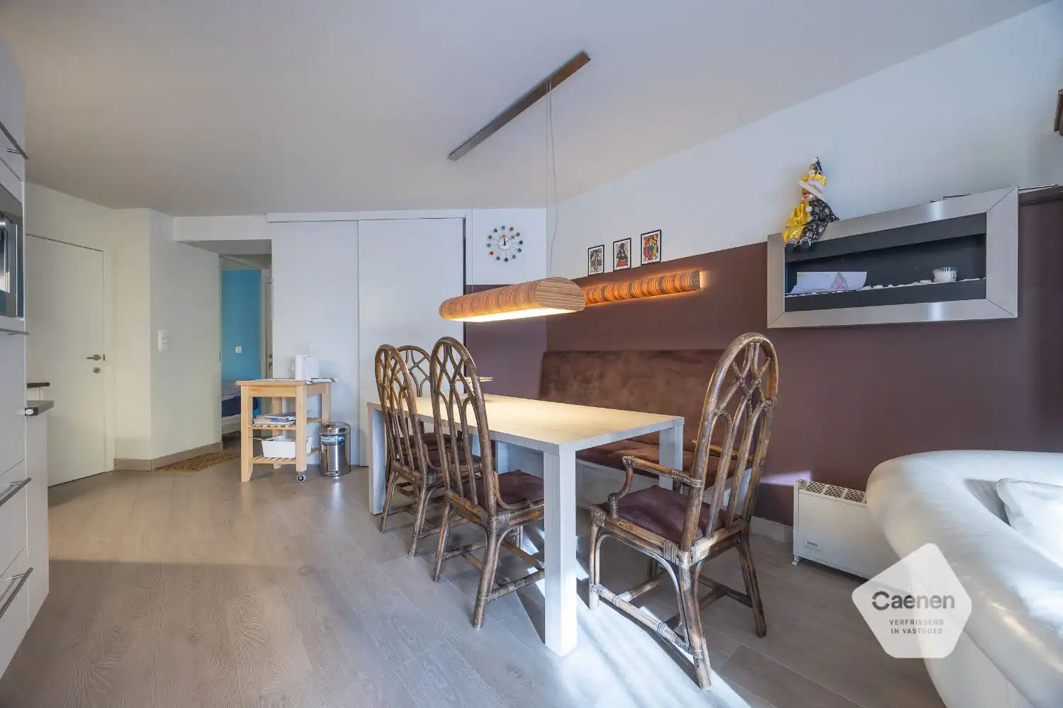 Lichtrijk appartement met zijdelings zicht op de haven in hartje Oostende foto 9