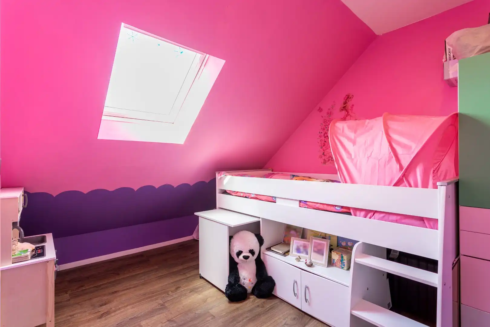 Instapklare woning met 3 slpk. , tuin en terras te Lembeek foto 14