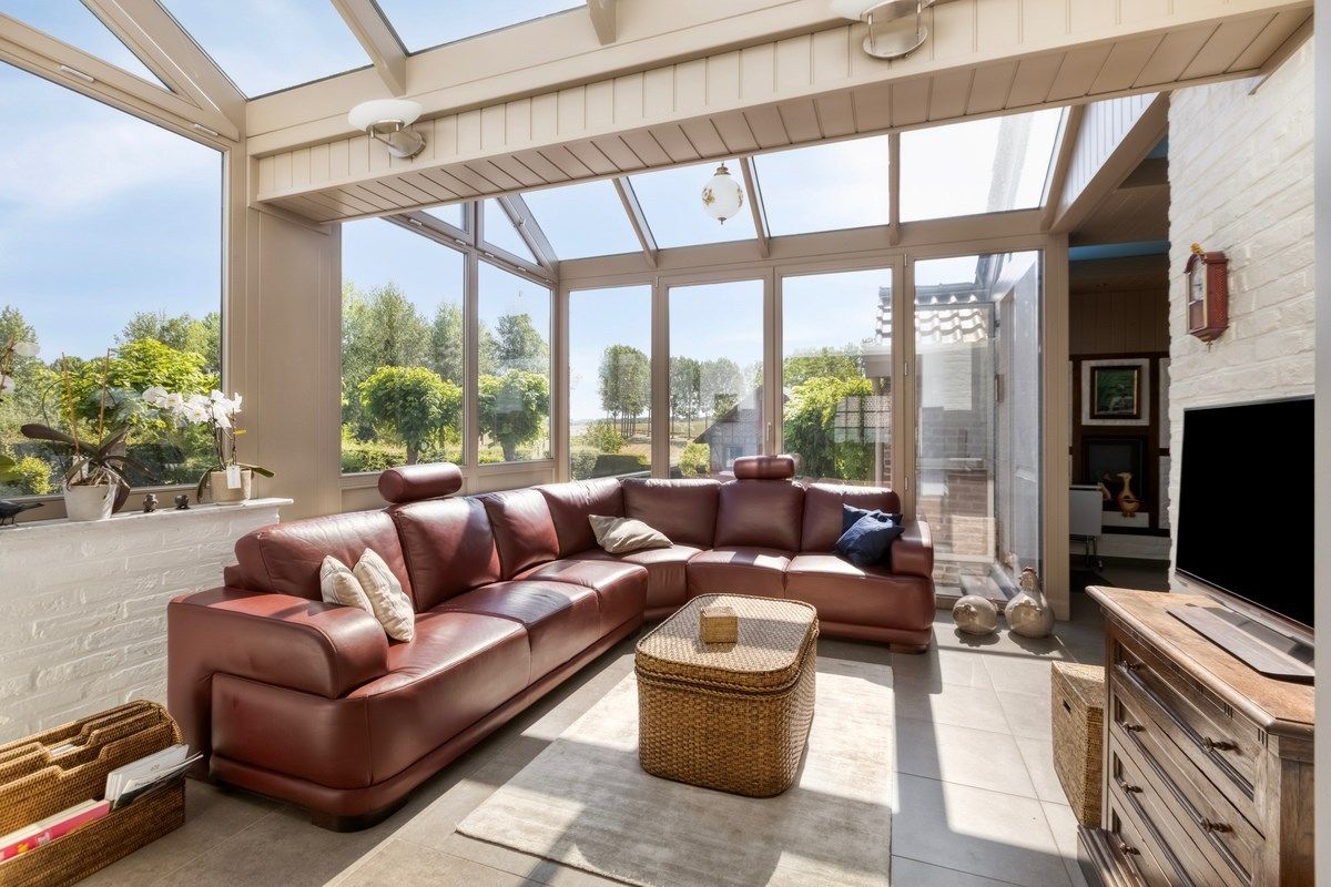 Uitzonderlijke woning met prachtig vergezicht op perceel van 72 are foto 7