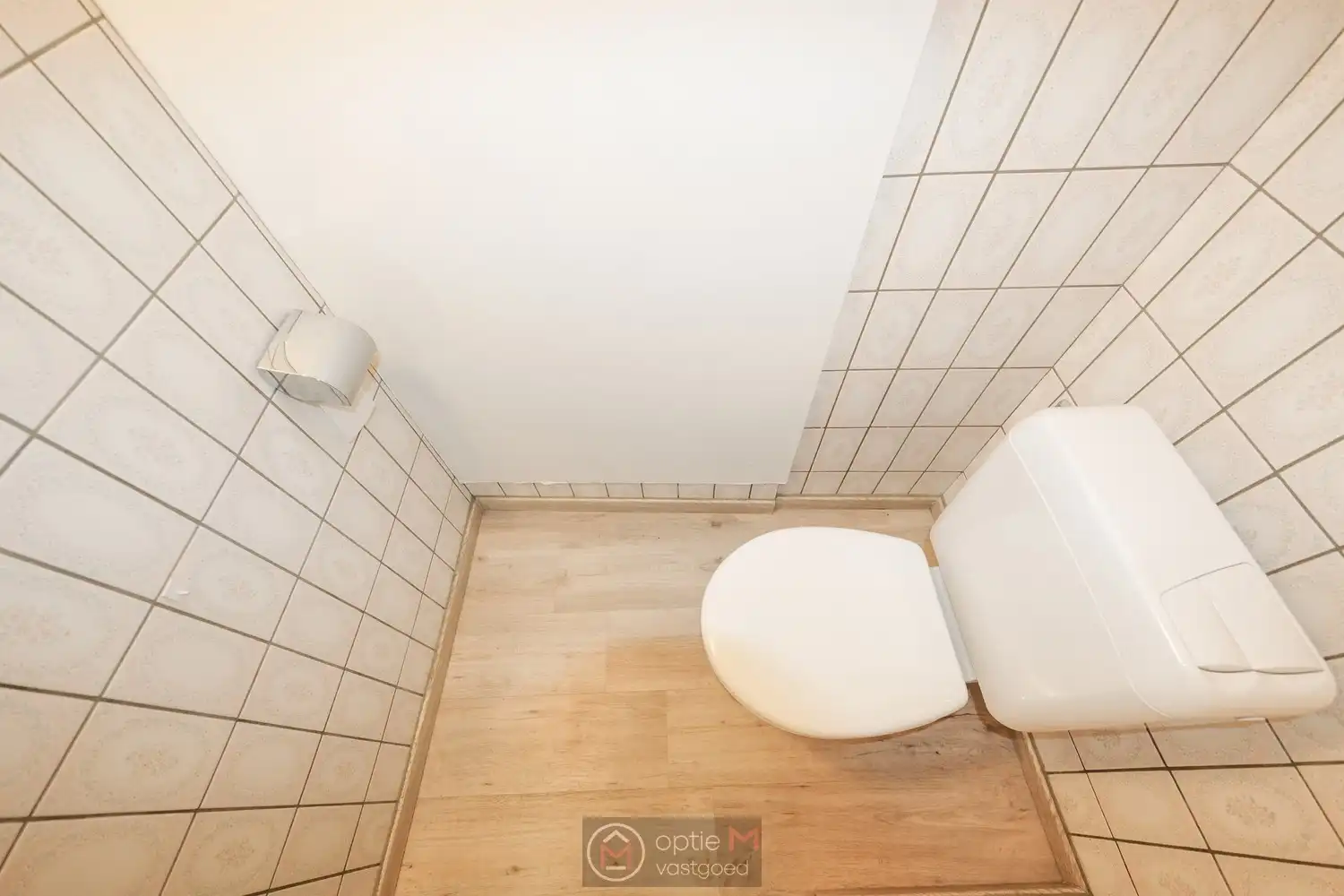 RUIM KANTOORGEBOUW OP TOPLIGGING IN BILZEN foto 19