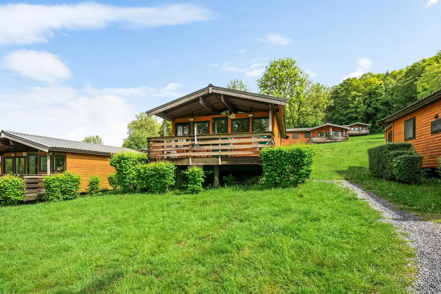 Chalet met 2 slpkrs te Hastière foto 19