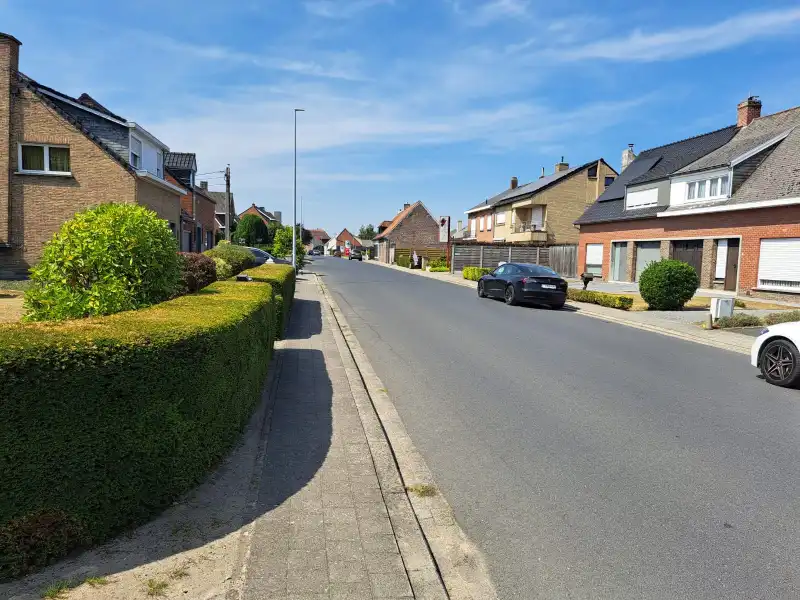 Bouwgrond te koop in Kachtem – 654 m² voor een halfopen gezinswoning foto 11