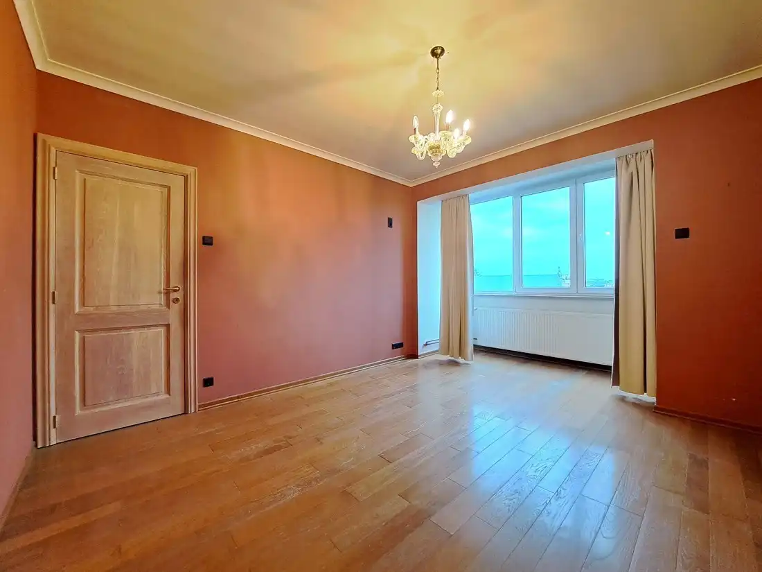 Ruim appartement met 3 slaapkamers te Hasselt centrum foto 17