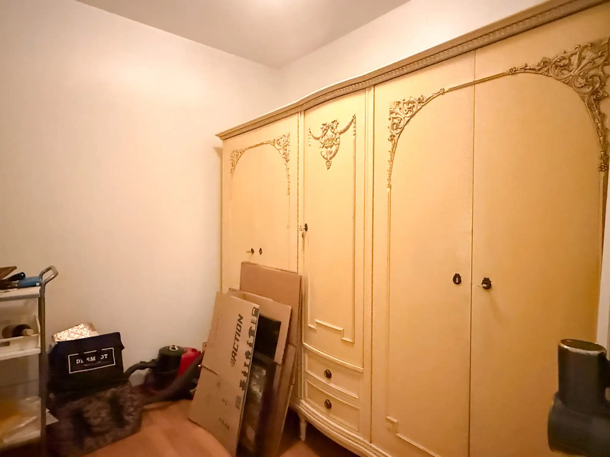 Appartement met twee slaapkamers en twee terrassen in het centrum van Beveren foto 11