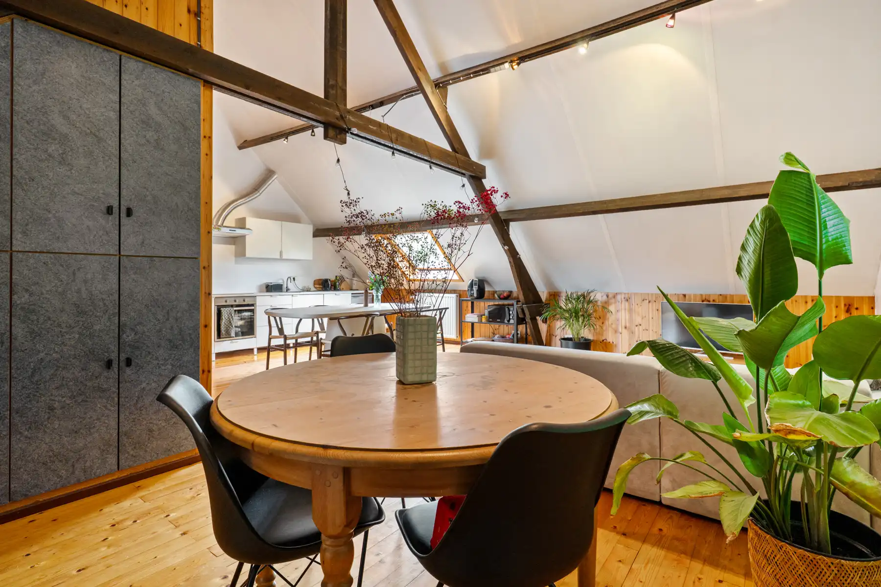 Unieke hoeve op 5.589 m² in Wommelgem. foto 20