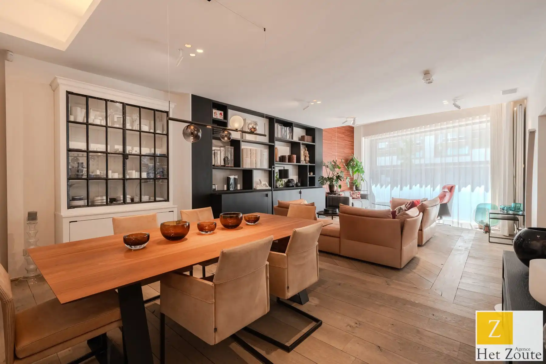 Exclusief lumineus gelijkvloers design appartement in knokke foto 3