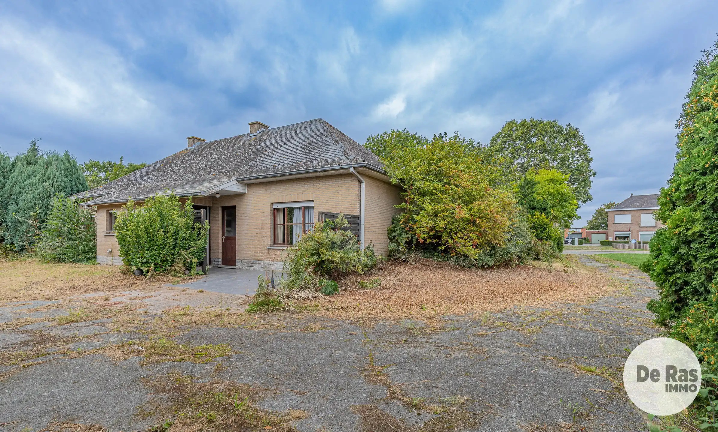 WICHELEN - Te renoveren landbouwwoning met weide en serre foto 25