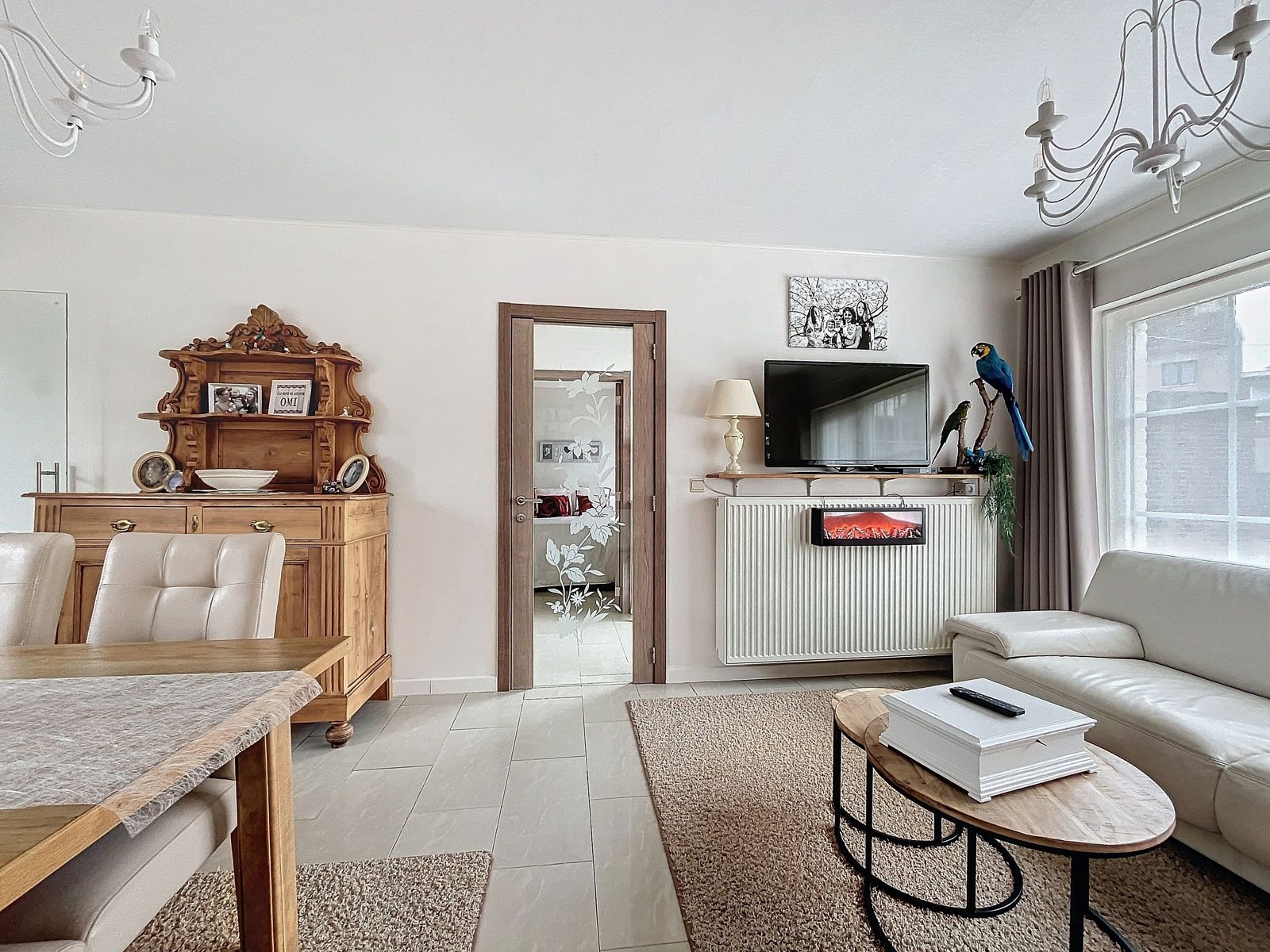 Gelijkvloerse bungalow met 1 slpk en terras nabij centrum foto 10