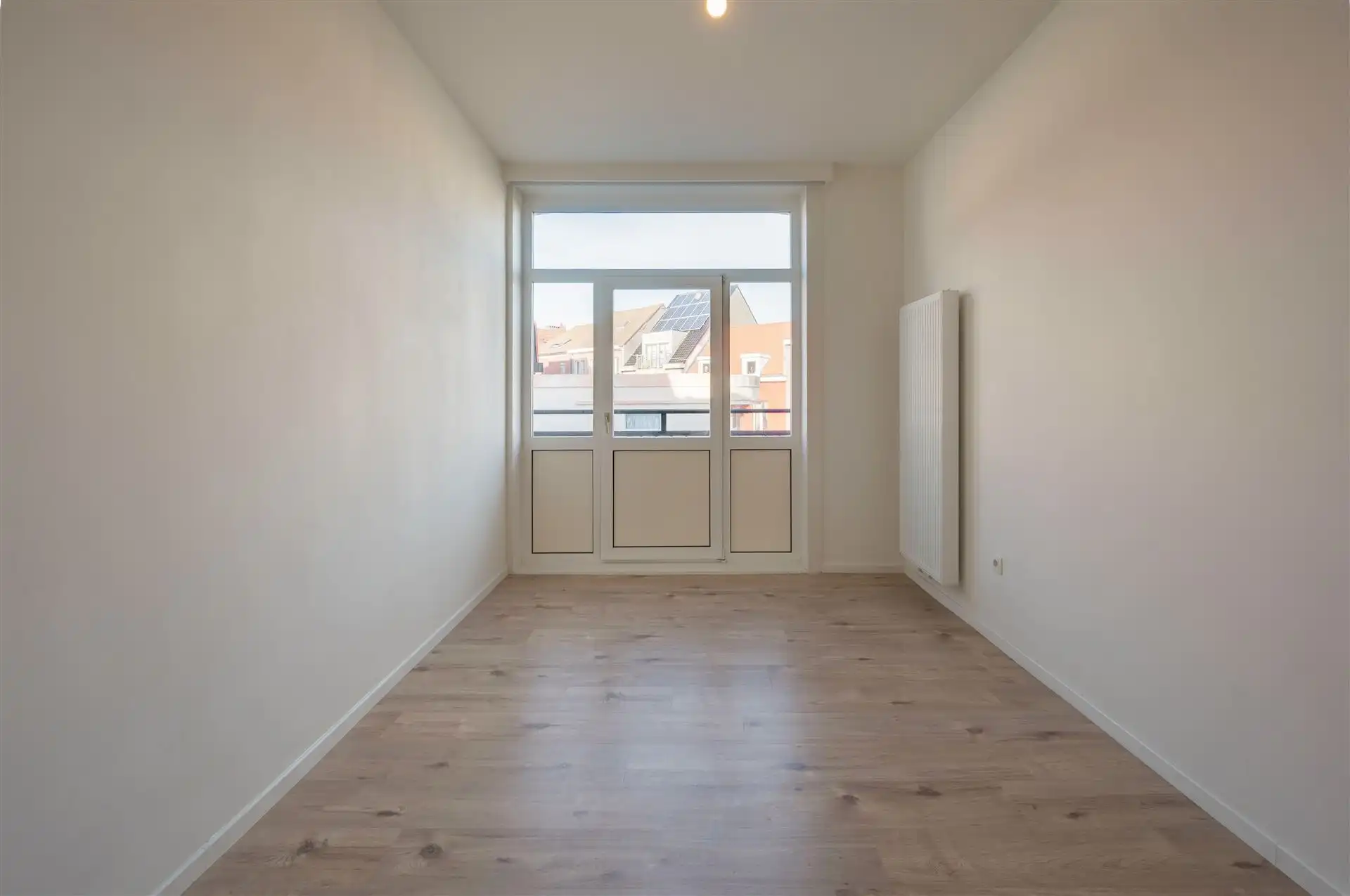 Ruime, volledig gerenoveerde herenwoning met 6 kamers foto 17