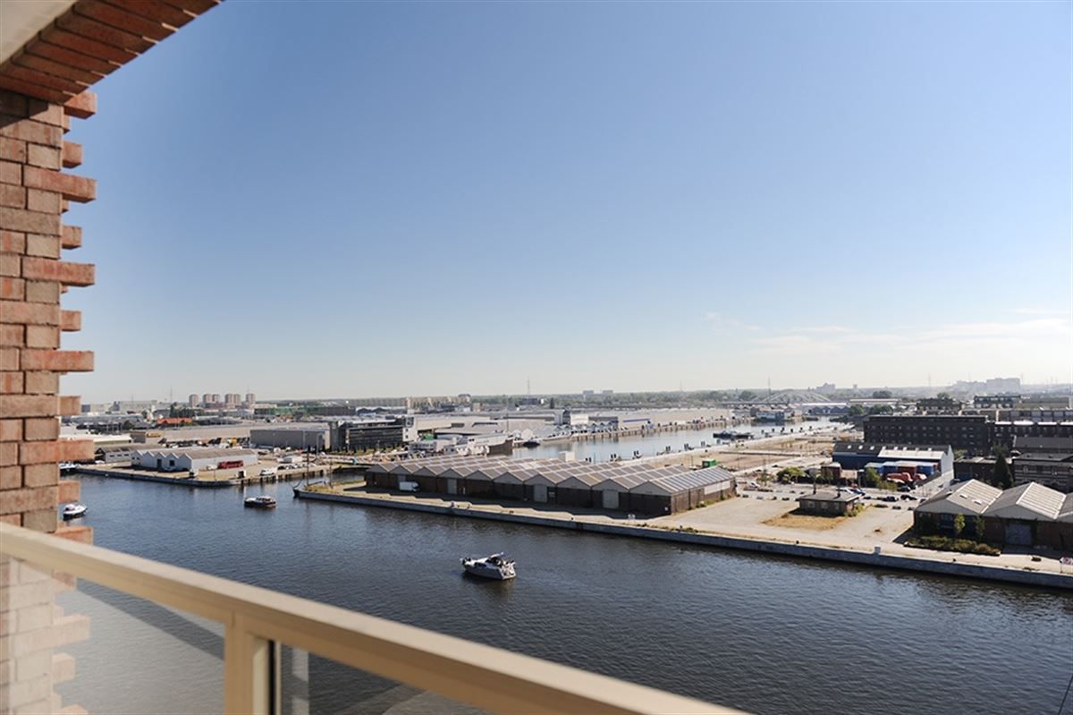 Mooi 1 slaapkamer appartement met fantastisch uitzicht op het Kattendijkdok en het Havenhuis foto 17