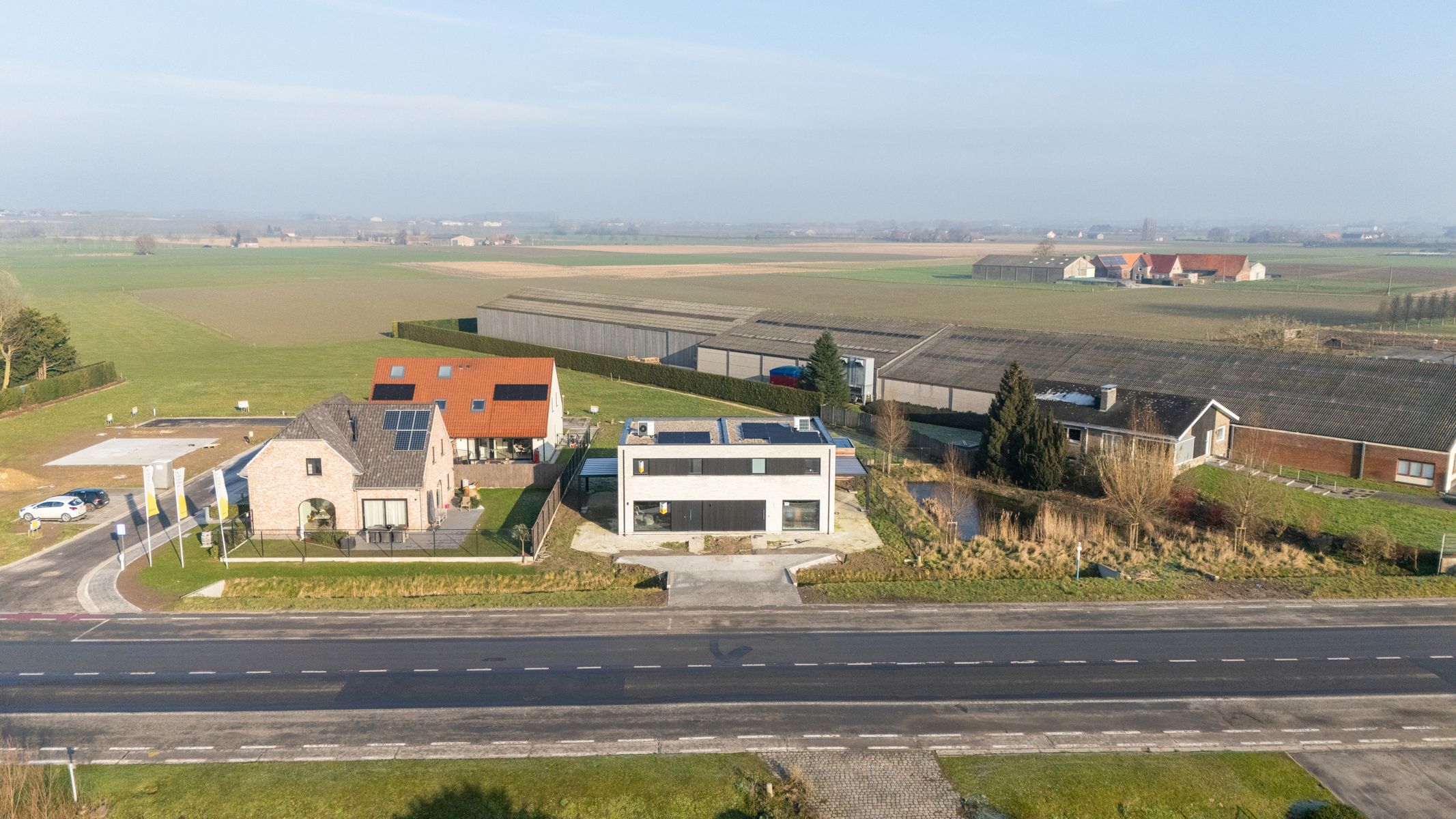 Moderne, halfopen woningen foto 6