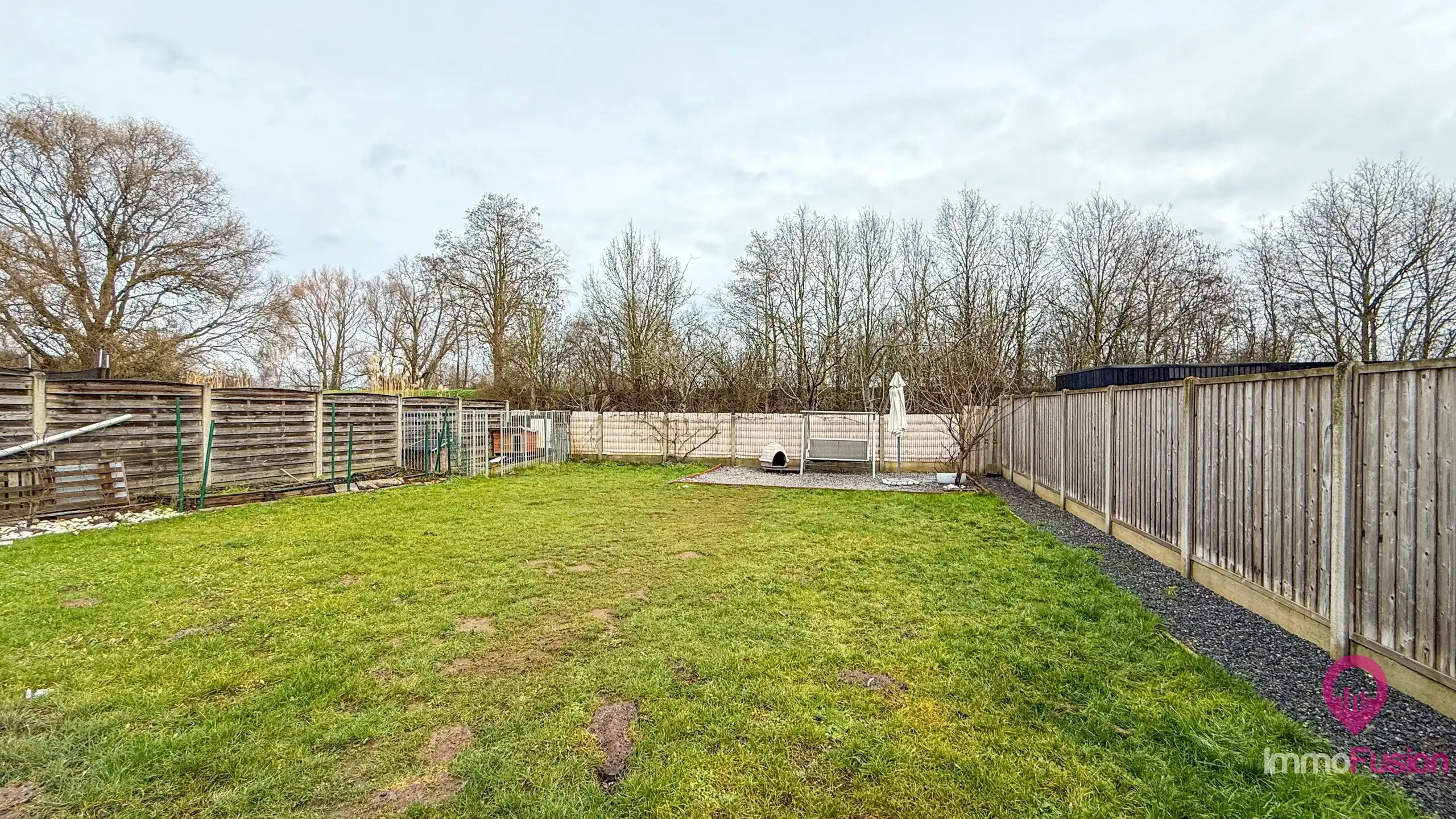 Instapklare woning met grote tuin dichtbij autostrade! foto 39