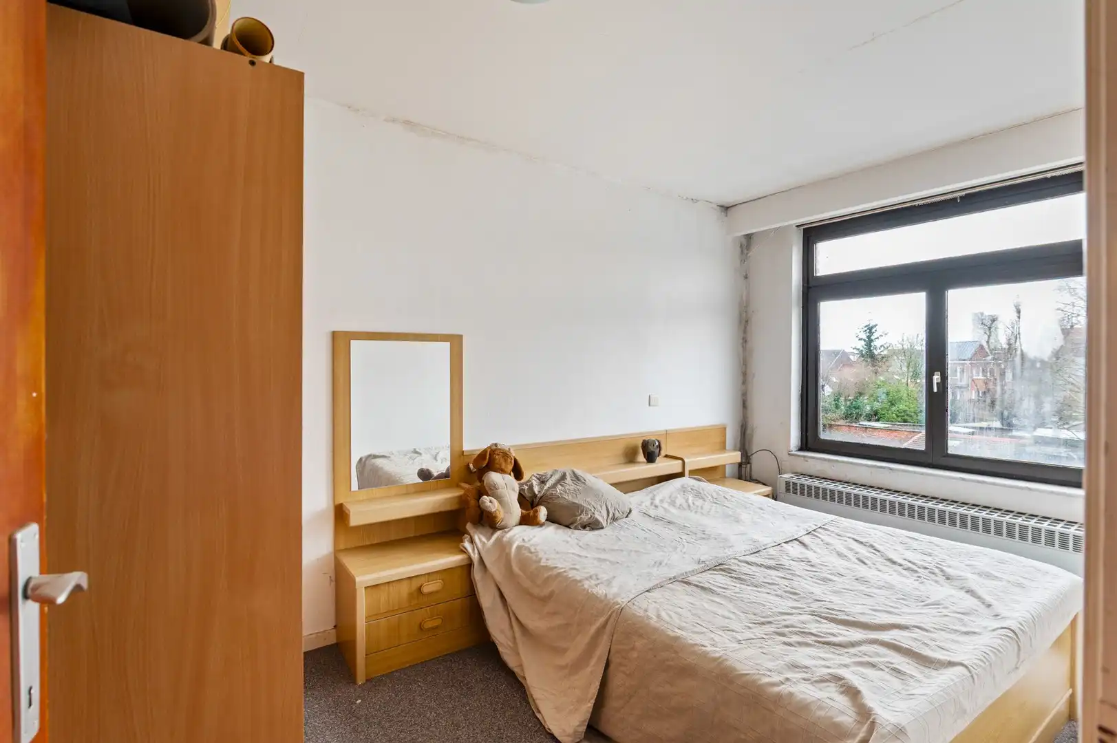 Ruim en lichtrijk 2-slaapkamerappartement in Schoten foto 10