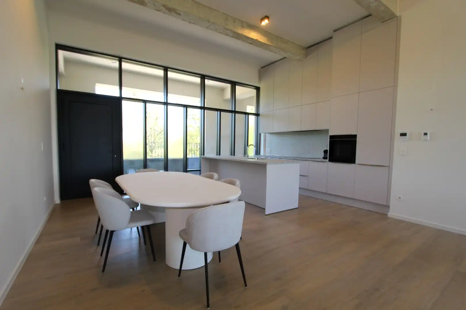 GEMEUBELD APPARTEMENT MET TERRAS - AMBIORIXSITE foto 5