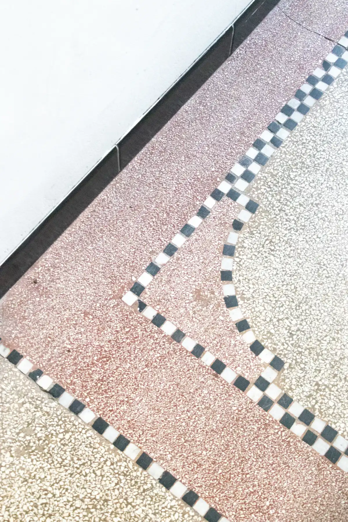 Gezellig appartement met charmante details in Antwerpen foto 12