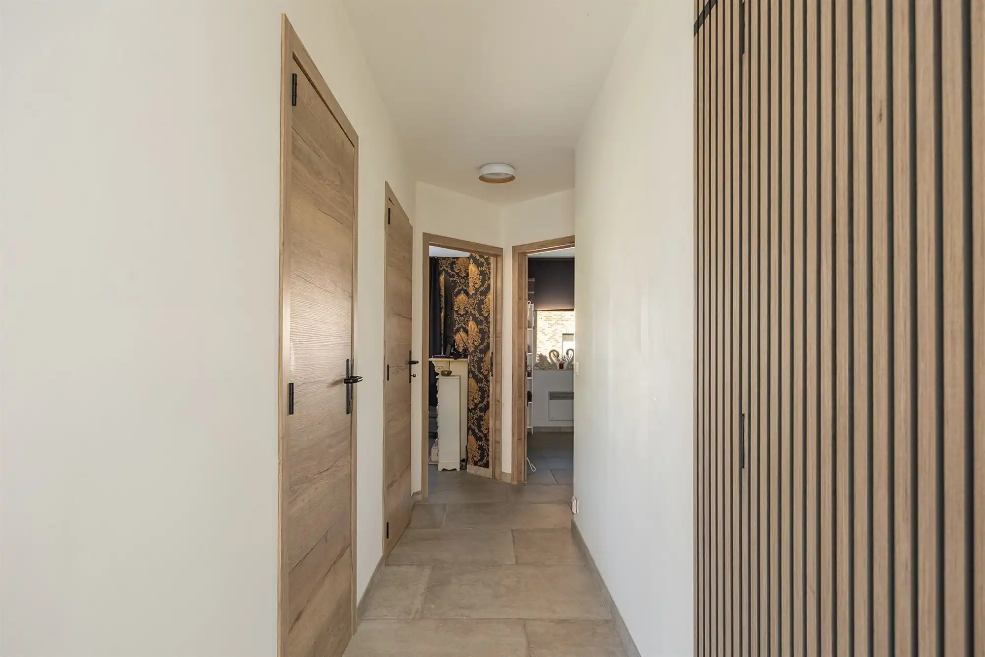 Lichtrijk appartement met terras en garage in Mechelen foto 7