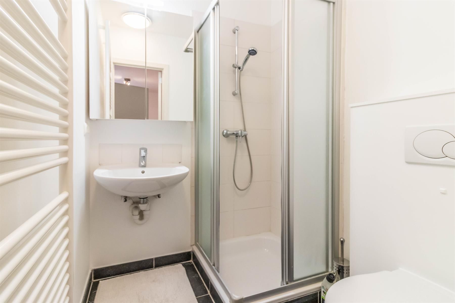 Appartement te huur foto 9