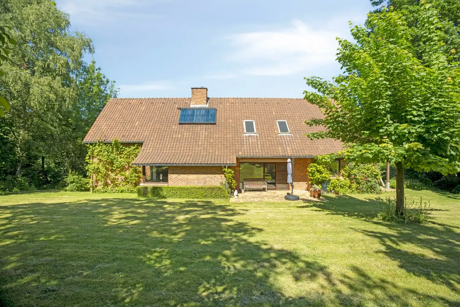 Prachtige, achterin gelegen villa op 22a15ca foto 41