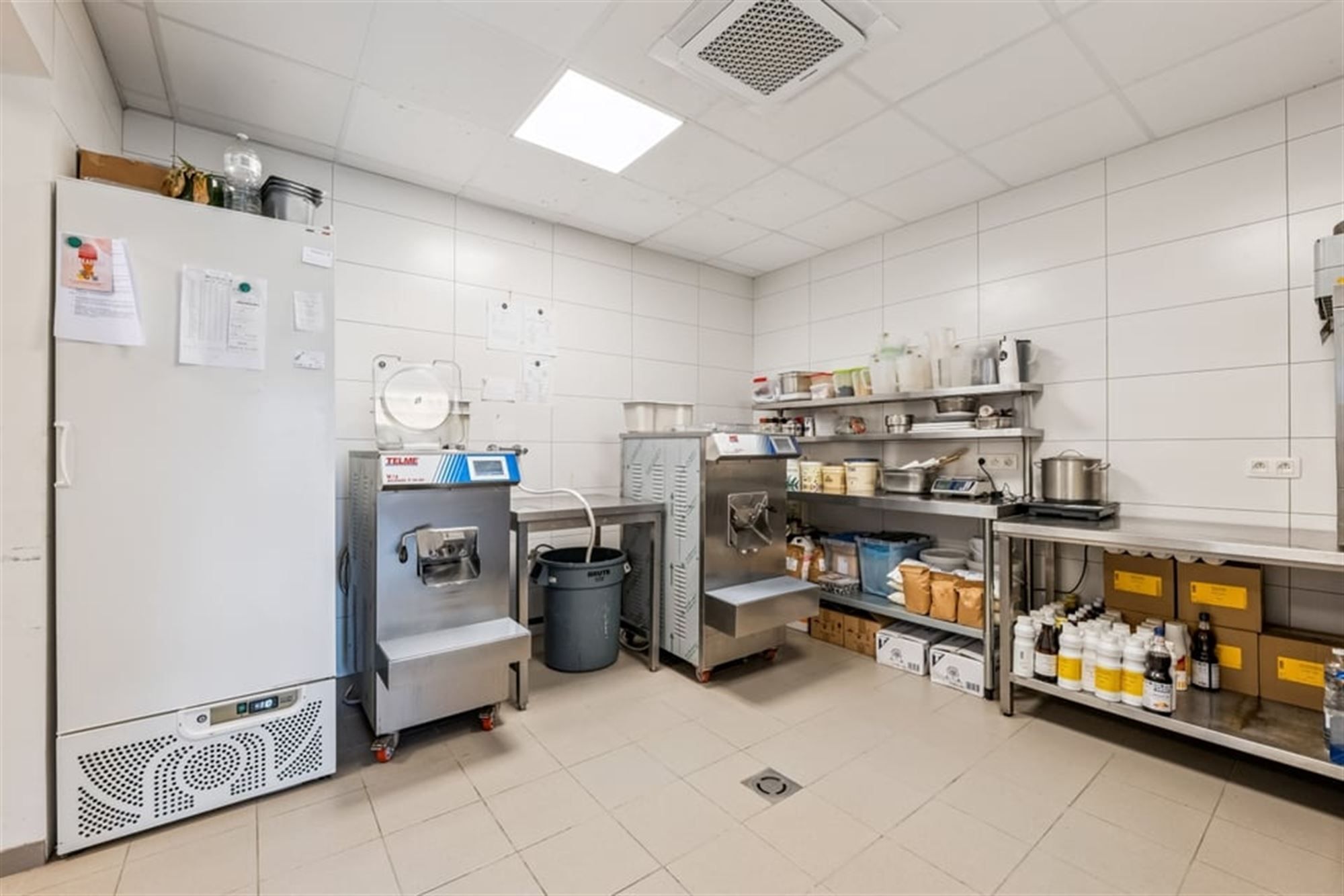 INTERESSANTE OPBRENGSTEIGENDOM MET HANDELSRUIMTE EN APPARTEMENT  foto 18