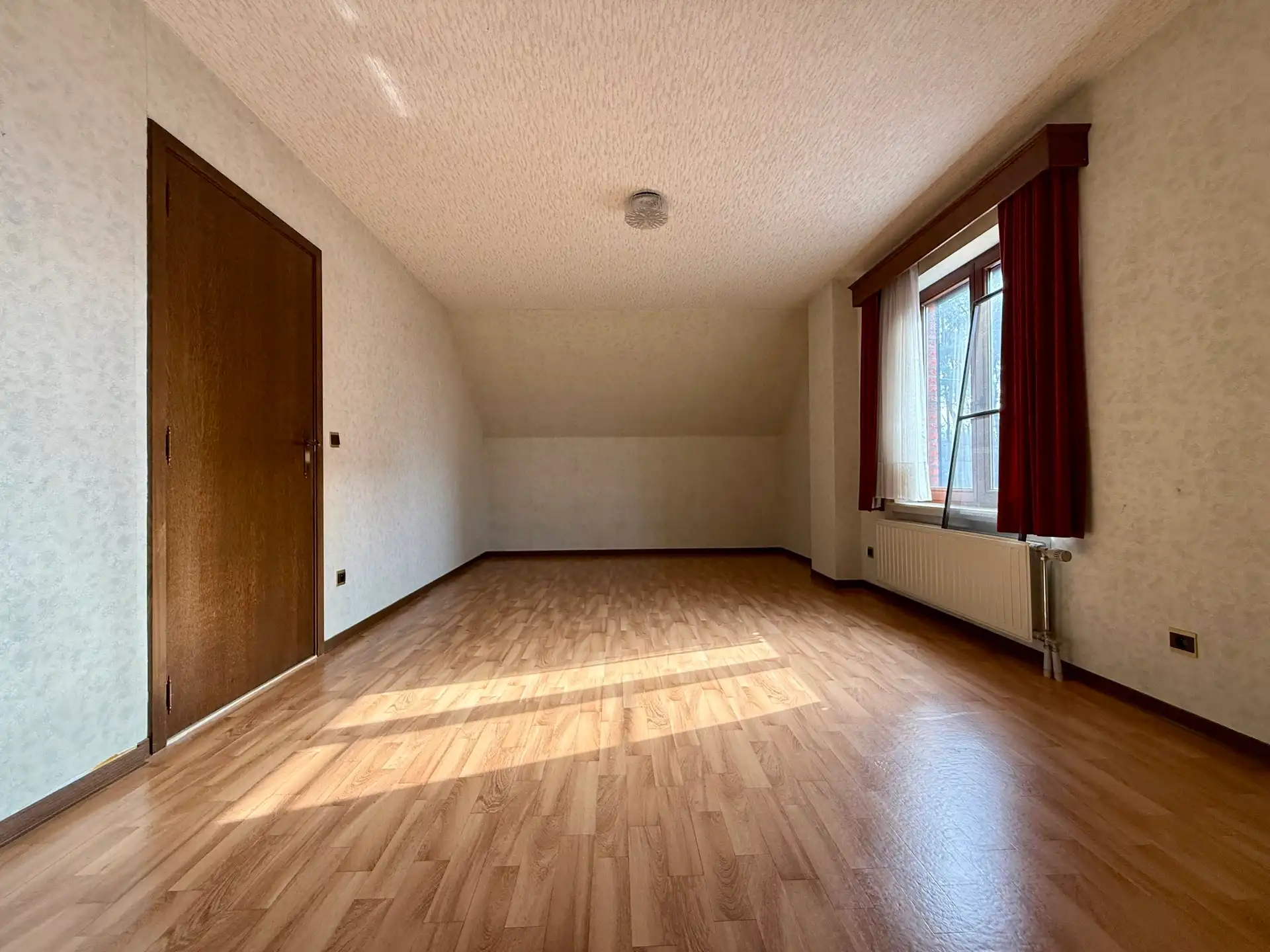 Vrijstaande woning met 4 slaapkamers op perceel van 6a72 foto 21