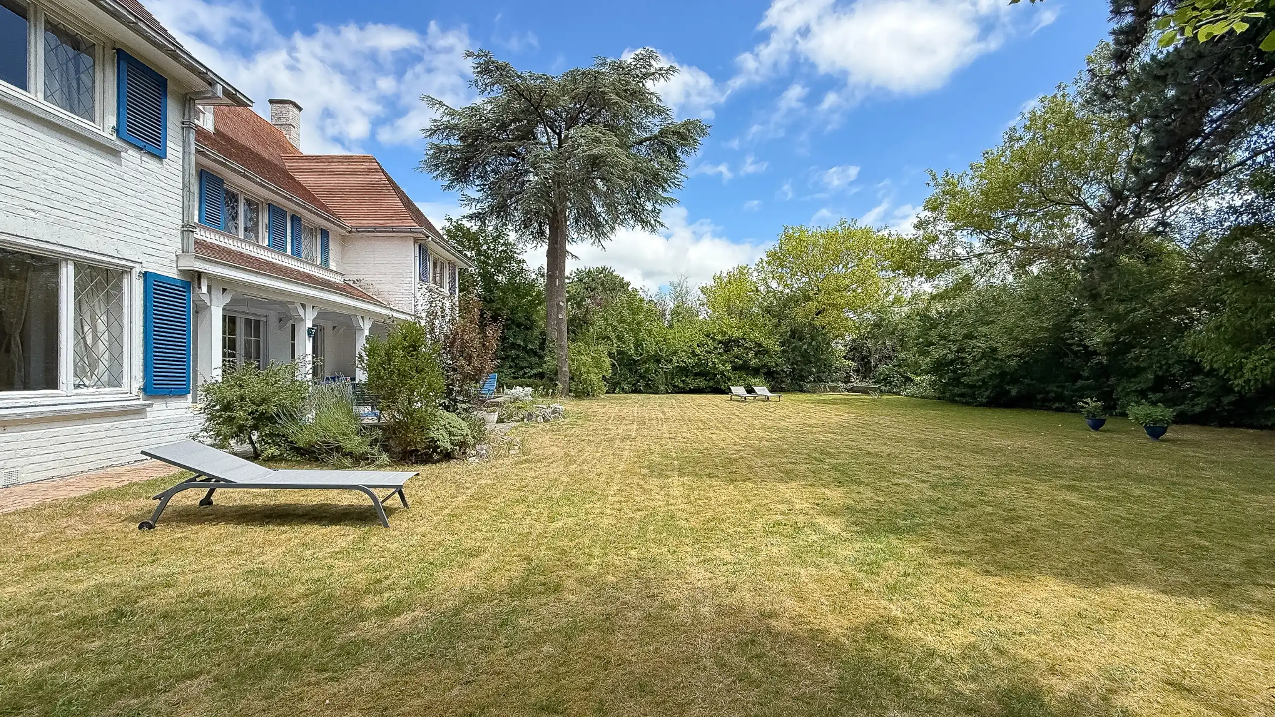 Karaktervolle villa met uitzonderlijk potentieel -TOPLOCATIE foto 19