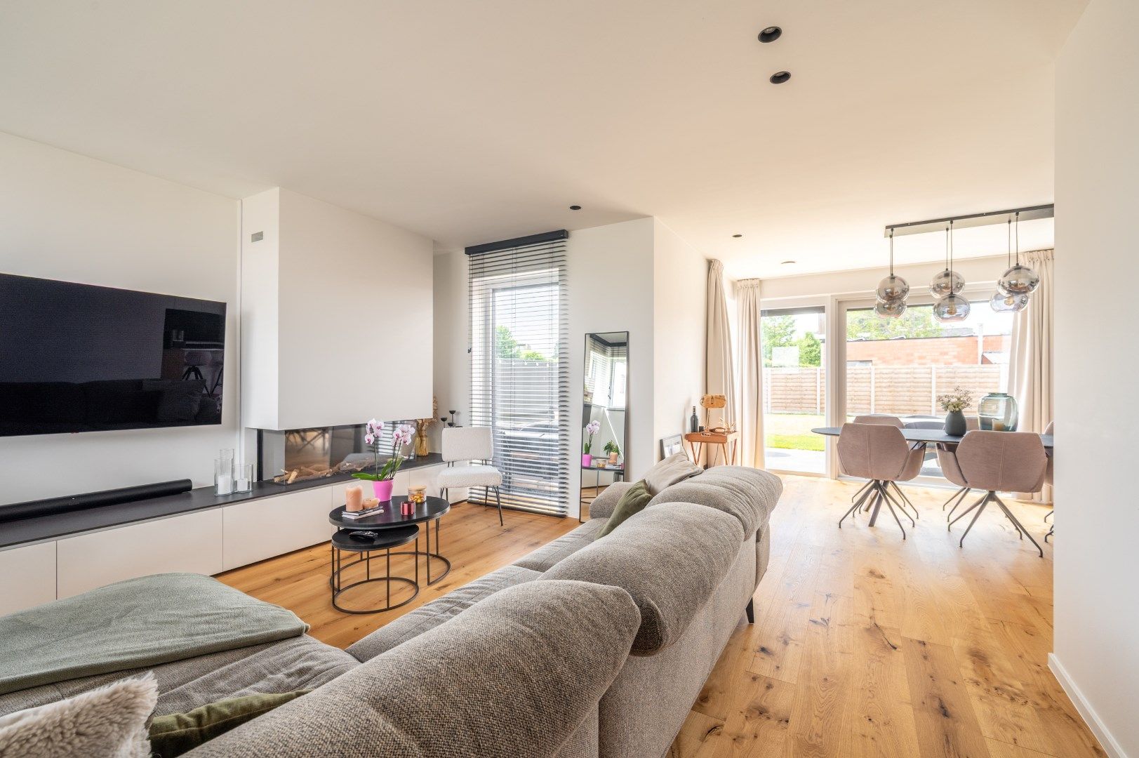 Luxueus afgewerkte alleenstaande woning op 481 m² foto 7