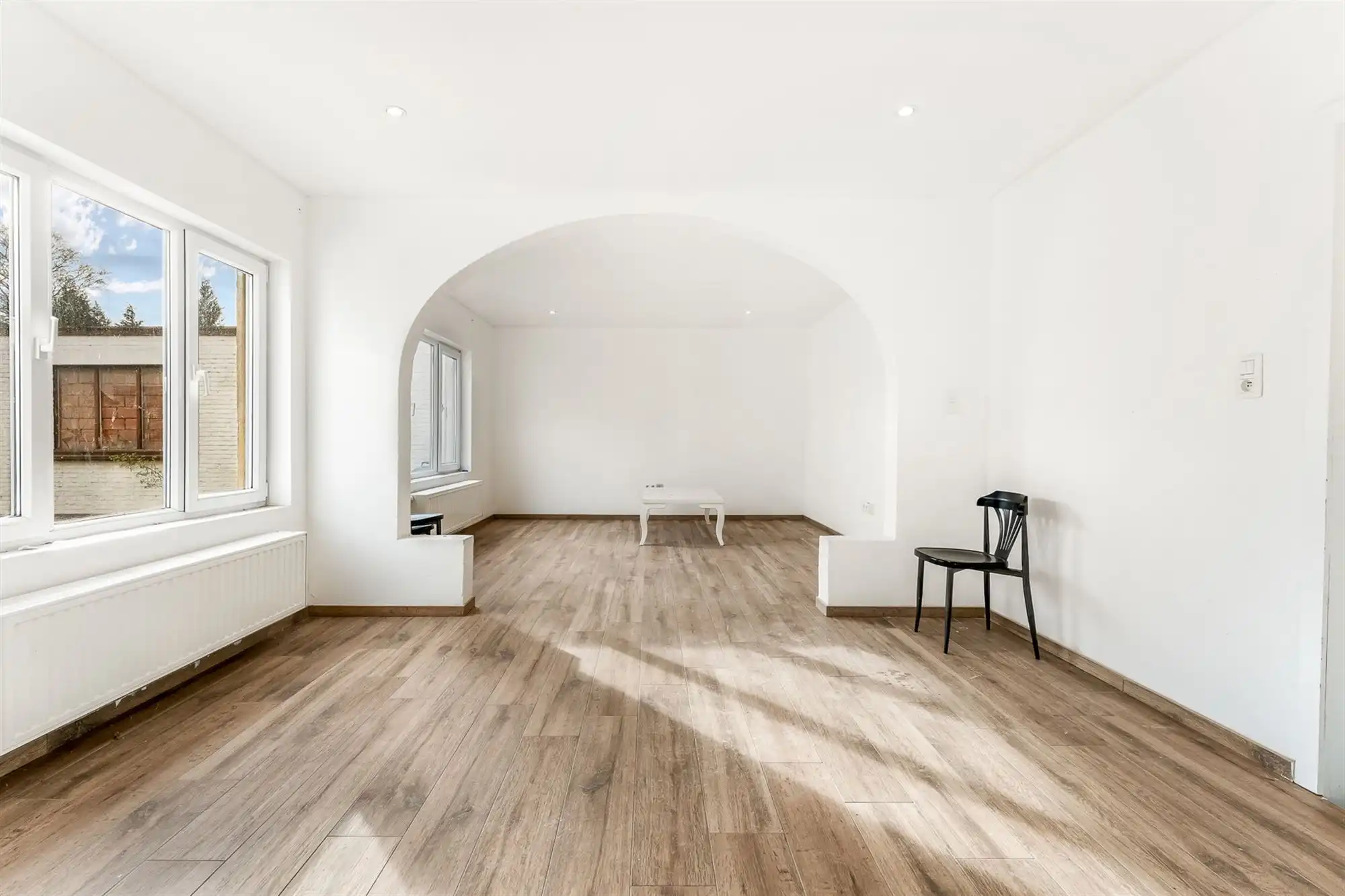 HANDELSHUIS MET RUIM HANDELSPAND EN 2 WOONENTITEITEN OP PERCEEL VAN 9A68CA TE KOERSEL foto 29