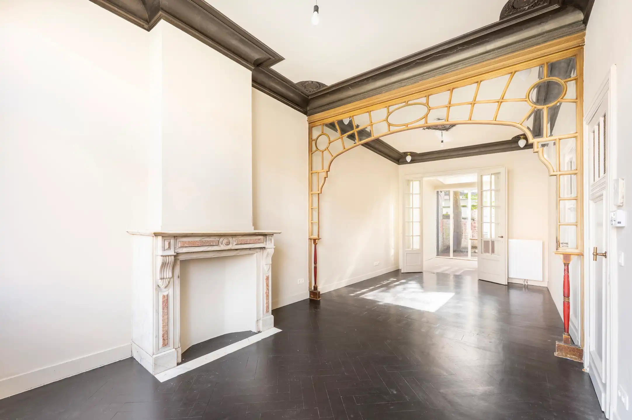 ZURENBORG - Karaktervolle herenwoning, volledig gerenoveerd  foto 3