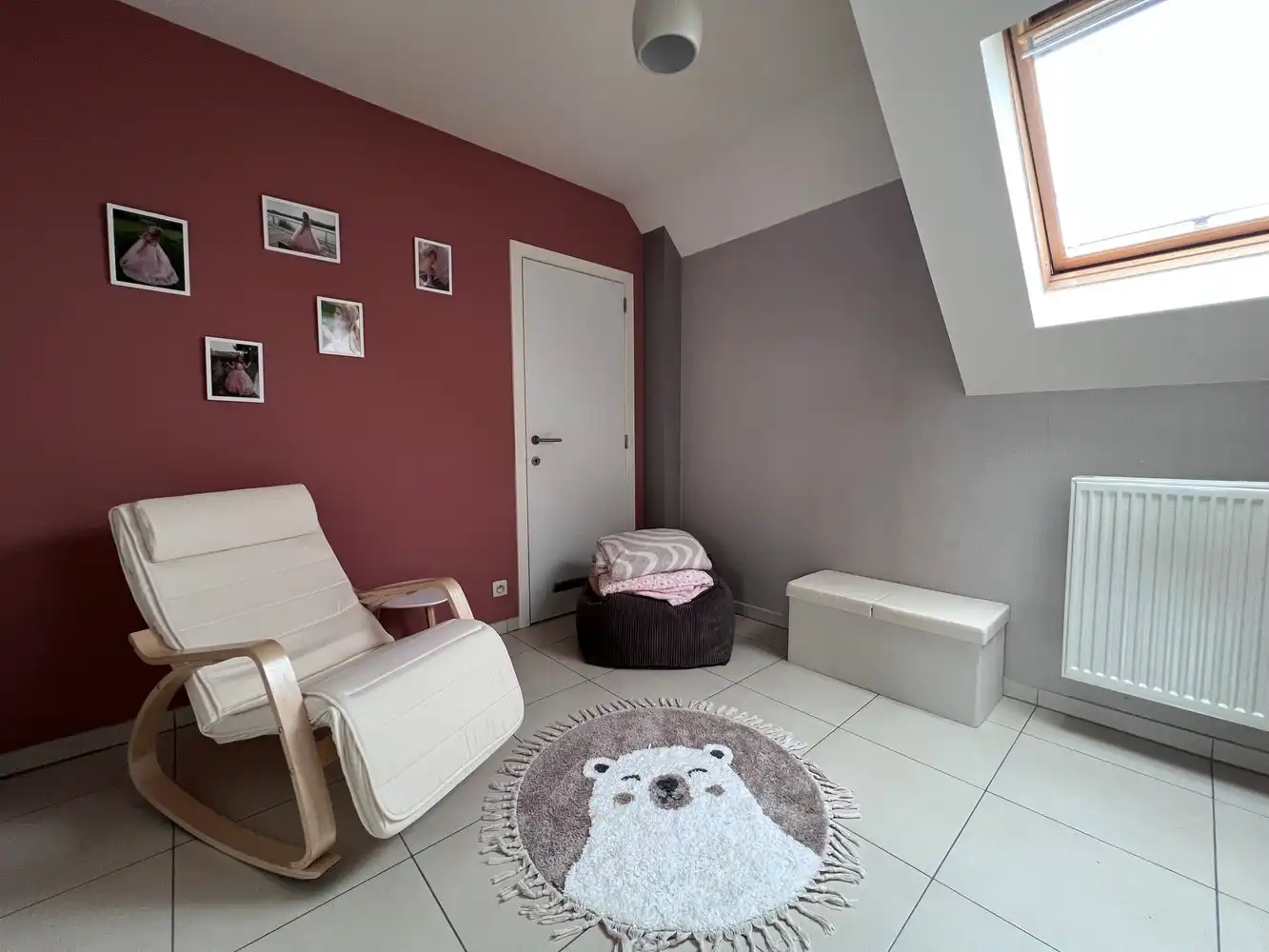 Instapklaar duplex appartement met 4 slaapkamers, 2 badkamers en carport foto 8