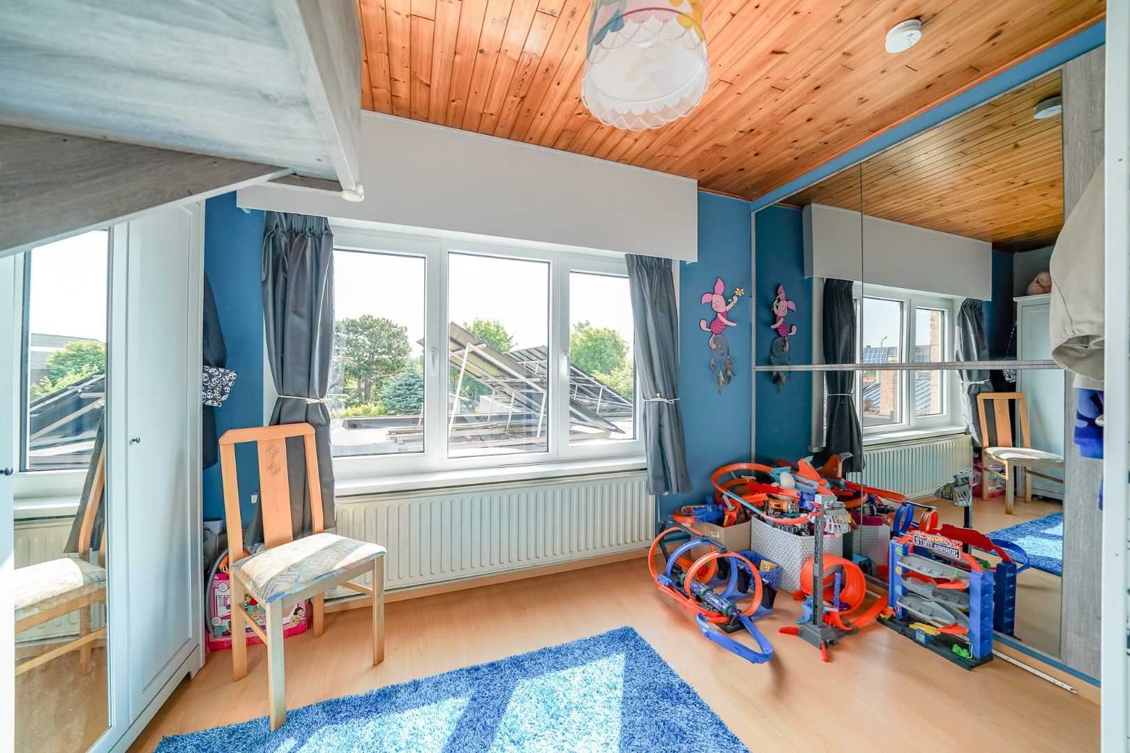 Gezinswoning met diepe tuin en uitweg achteraan foto 16