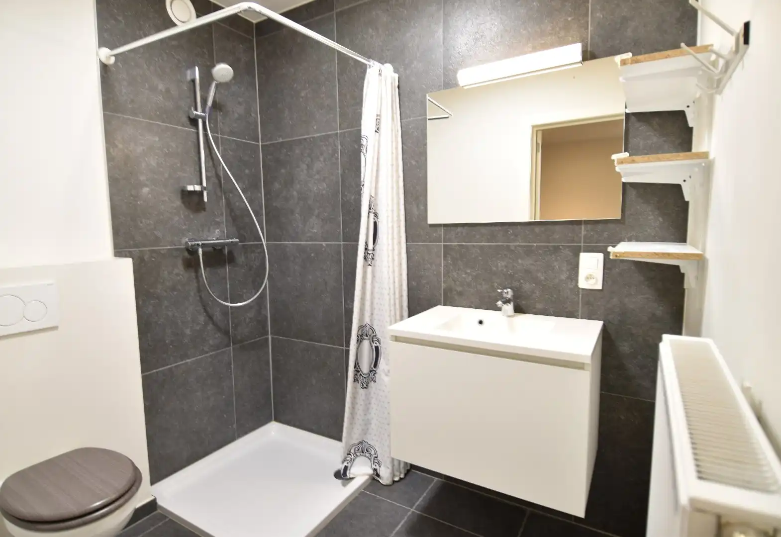 1 slaapkamer appartement met ruim terras te Wevelgem foto 7