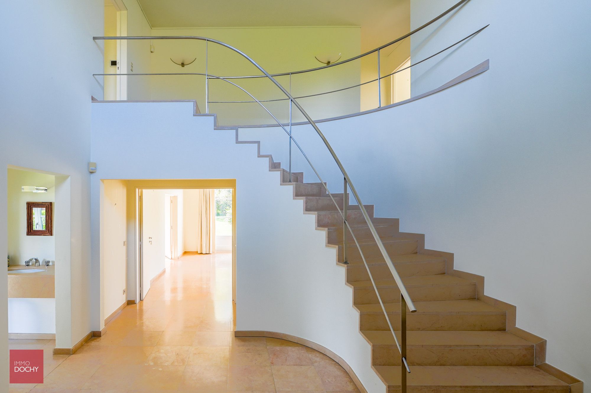 Ruime villa op topligging (Wolvendreef) foto 7