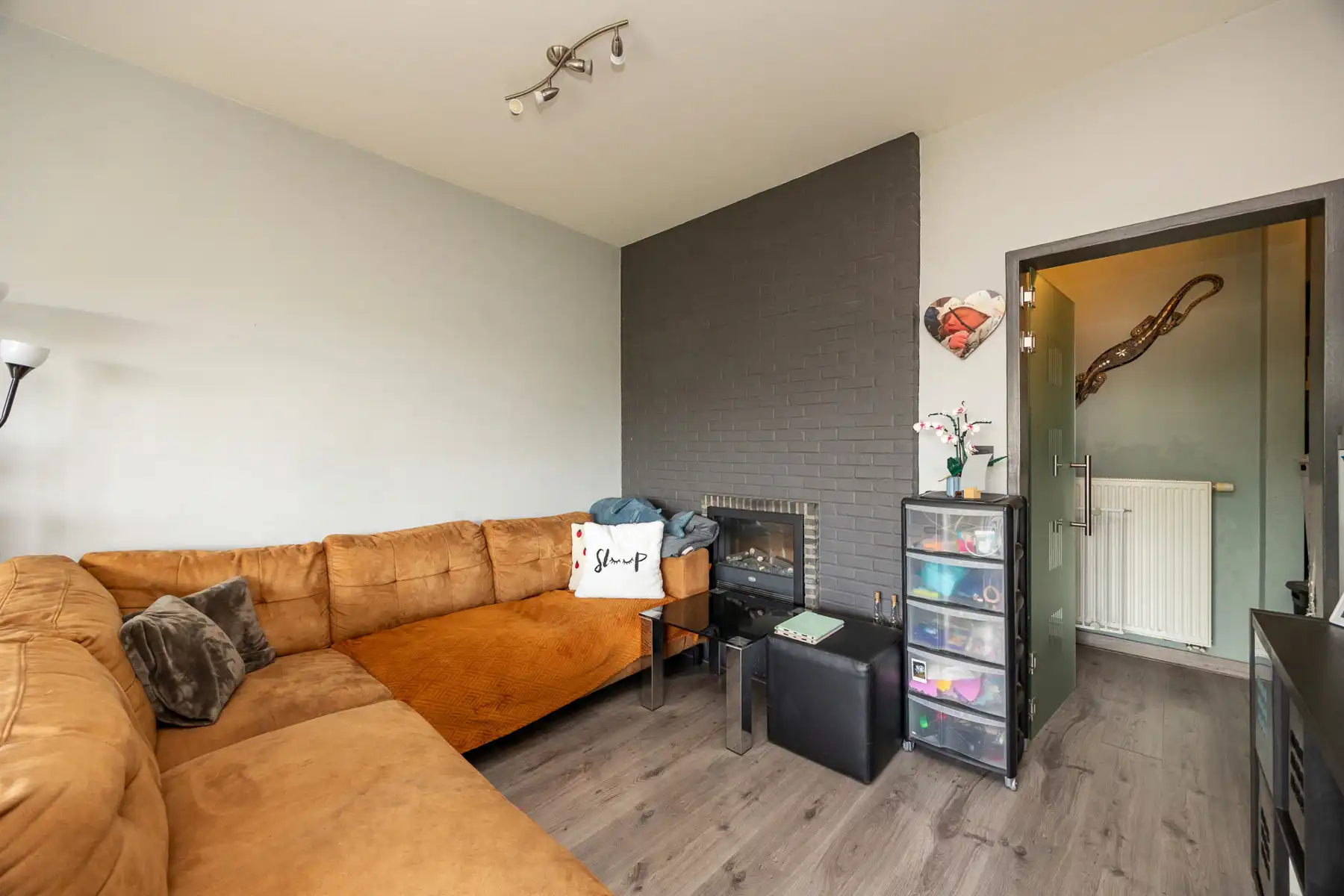 Appartement met 2 slaapkamers in de Altena-wijk te Kontich foto 12