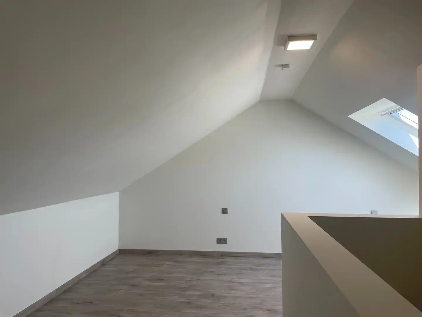 Moderne woning met 4 slaapkamers en garage in rustige buurt in Zwankendamme foto 20