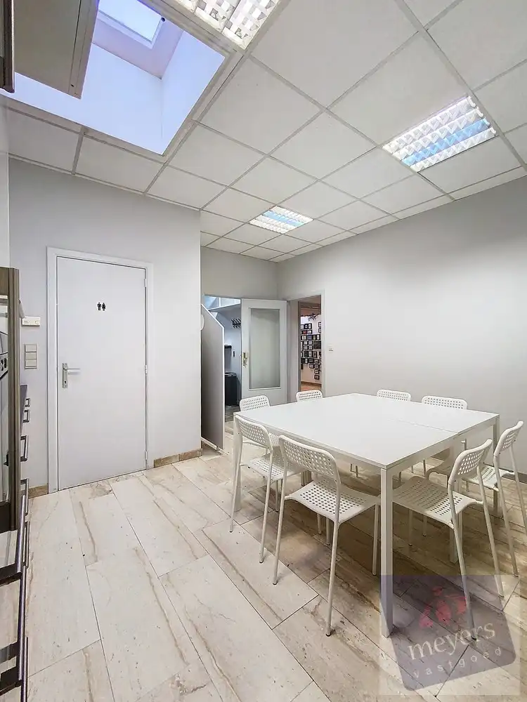 Kantoor- en handelsruimte van ca. 155 m² in het centrum van Alken foto 11