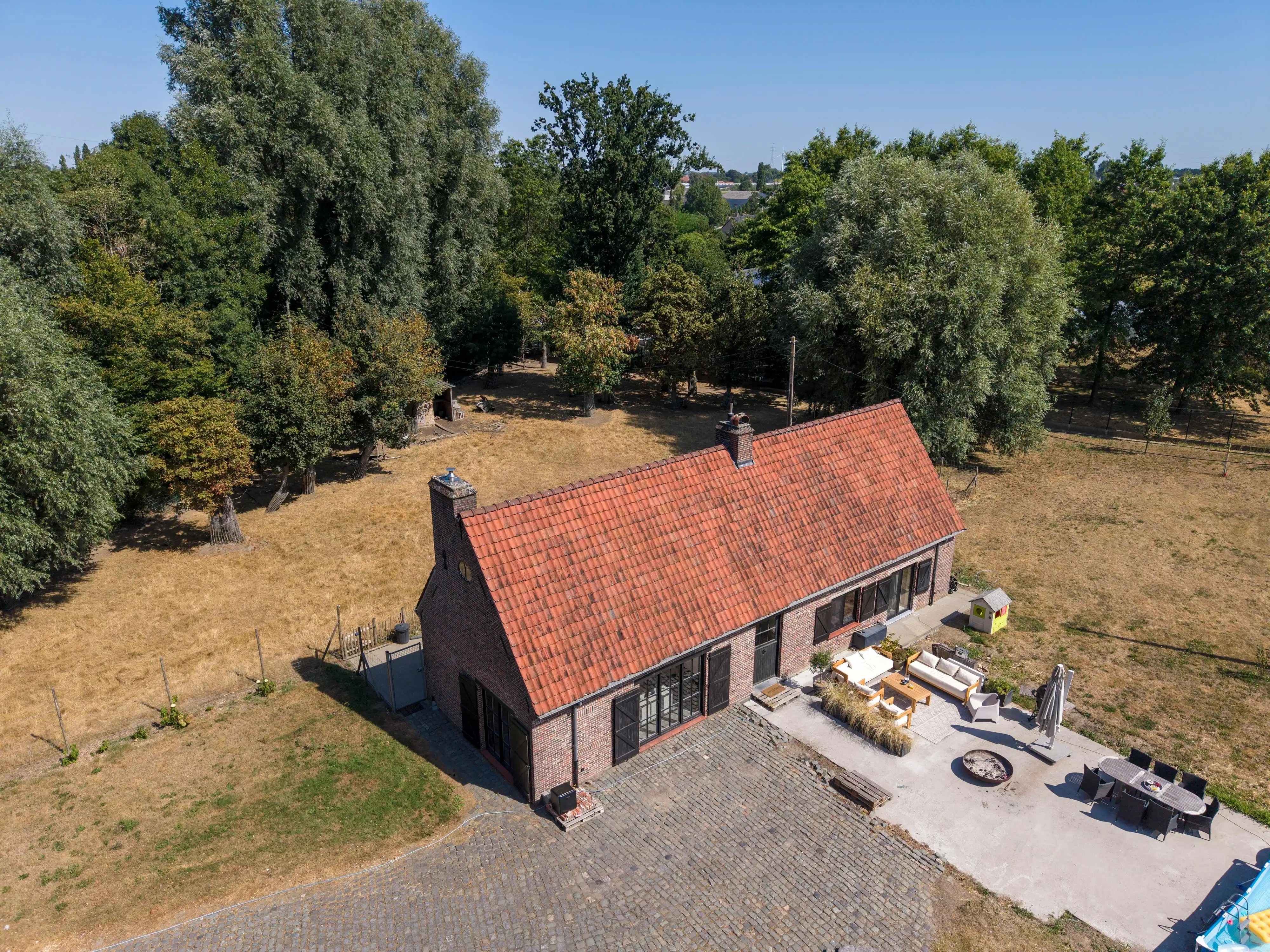 Karaktervolle hoeve te koop in Waregem foto 26