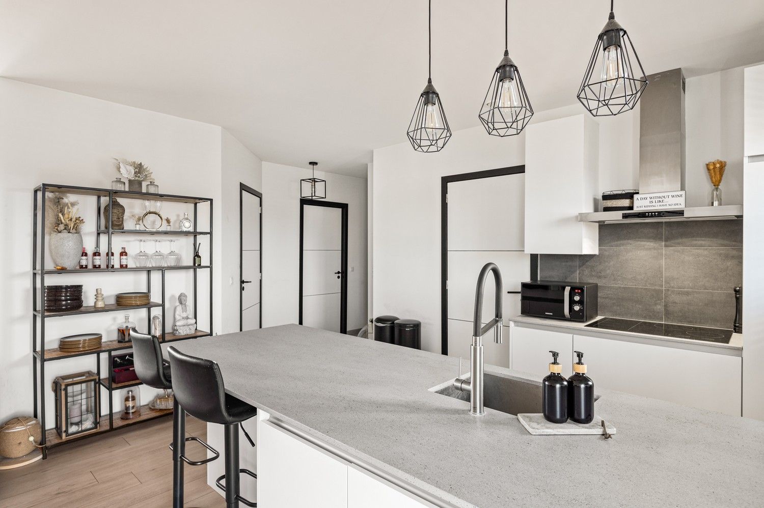 Dakappartement met 2 slaapkamers en riant terras te koop! foto 12