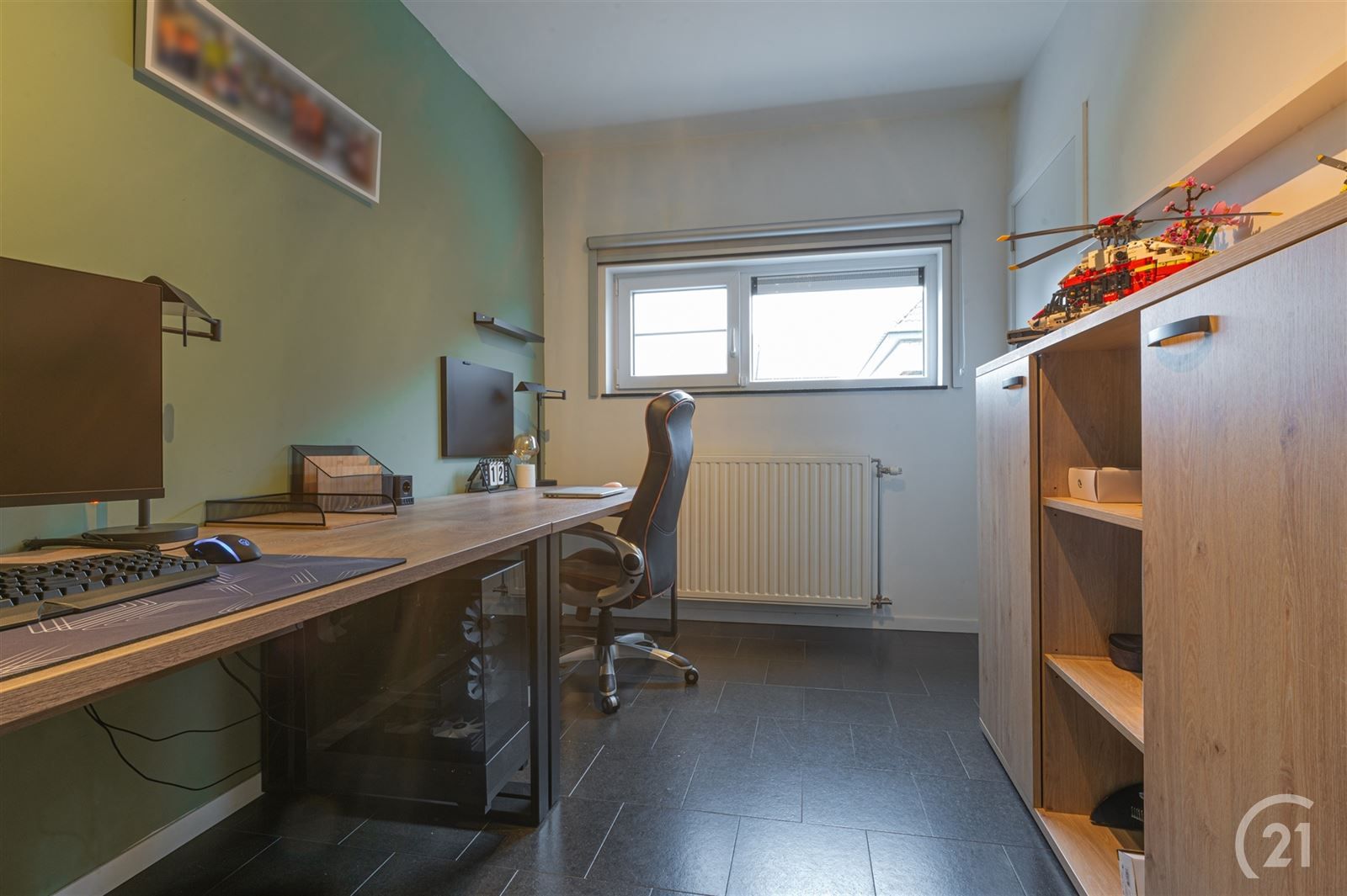 Moderne,  luxueuse  3 gevelwoning met tuin en carport op 3 are 77 foto 15
