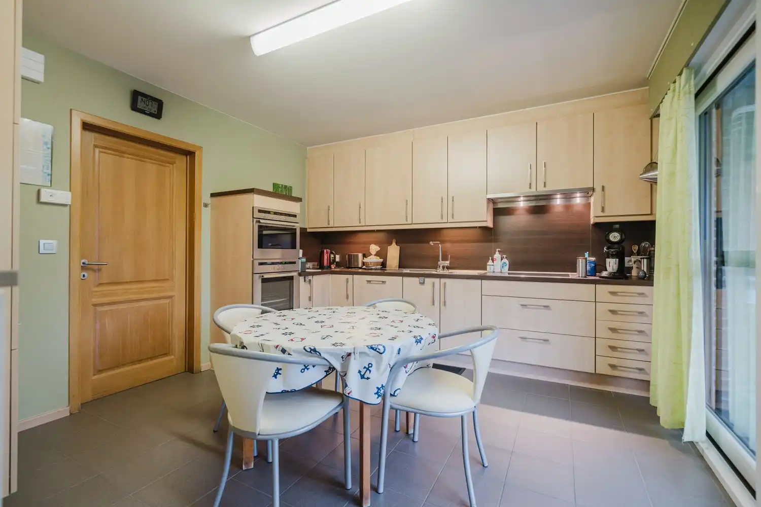 Energiezuinig en grote tuin foto 8