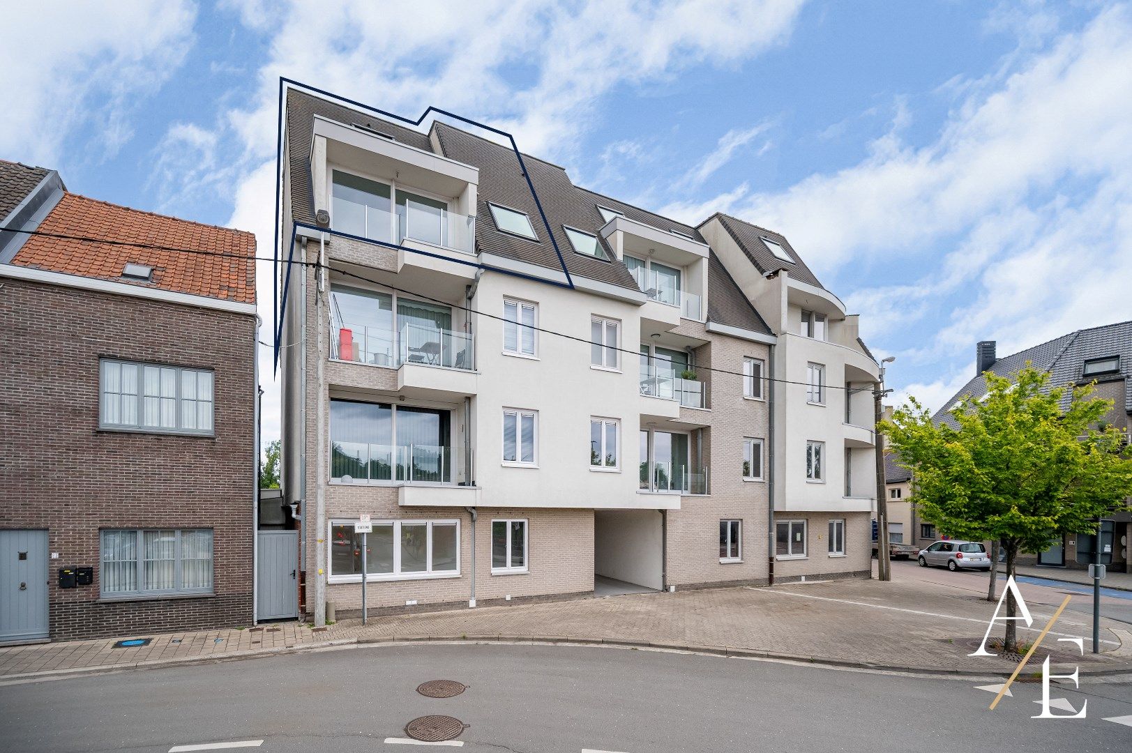 EVERGEM - penthouse appartement met 3 slaapkamers (duplex) foto {{pictureIndex}}