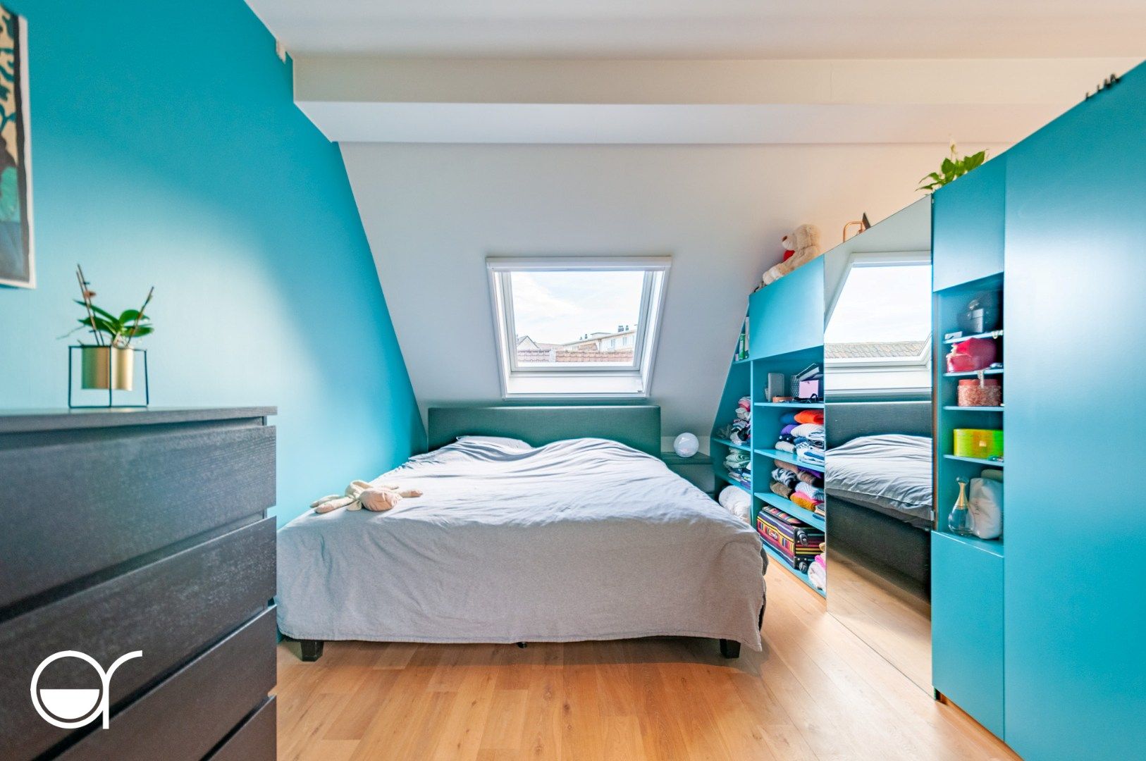 Lichtrijk één-slaapkamerappartement op de derde verdieping met prachtig uitzicht foto 14