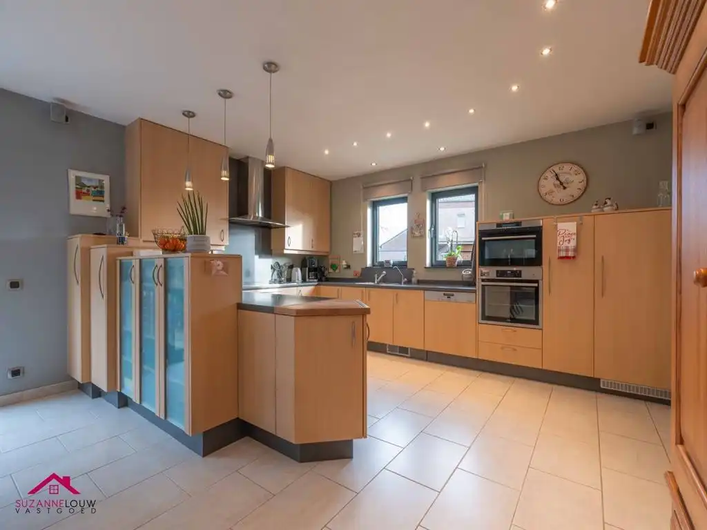 Ruime vrijstaande en instapklare woning in hedendaagse stijl foto 23