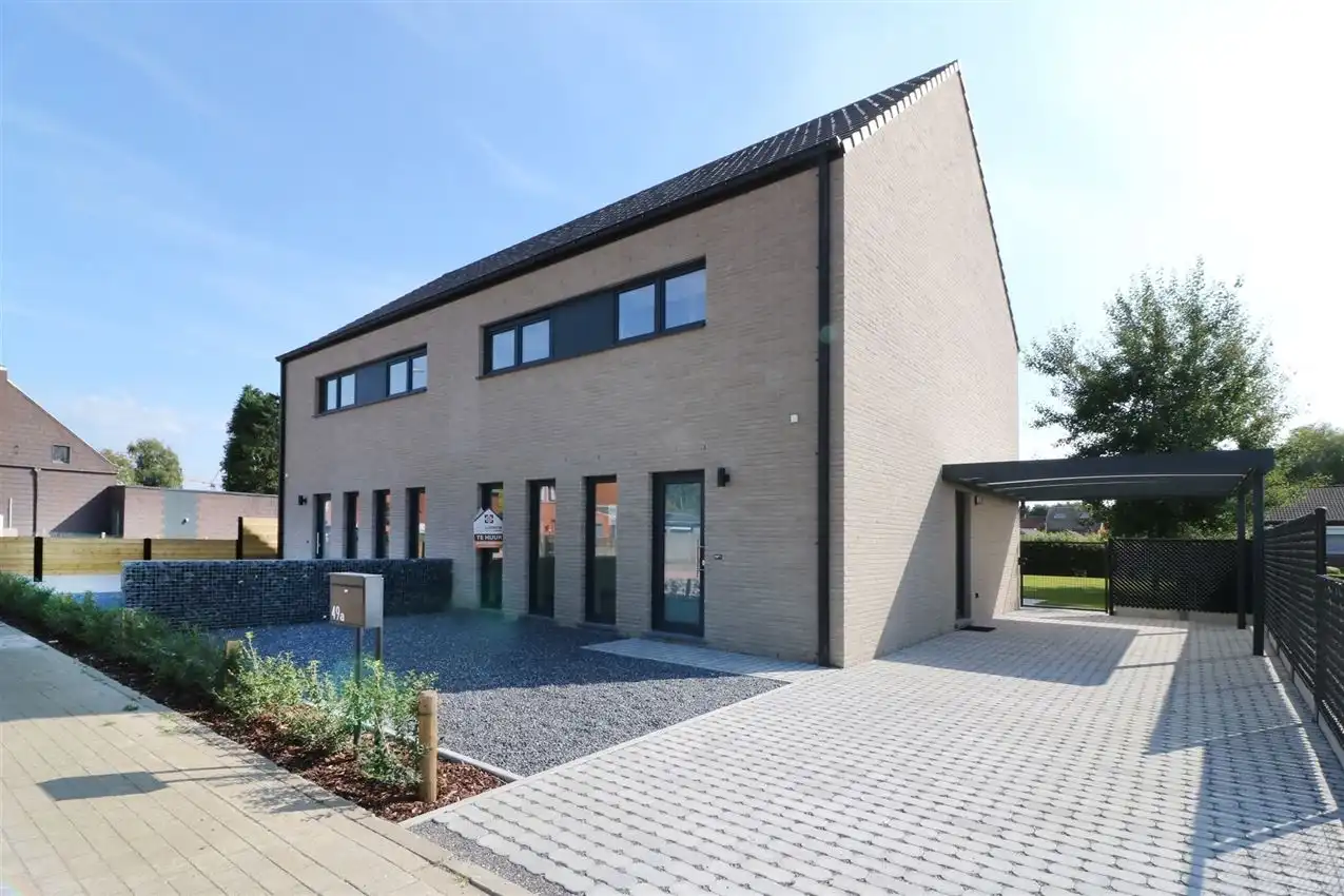 Niewbouwwoning met 3 slpk, tuin, gunstige ligging foto 2